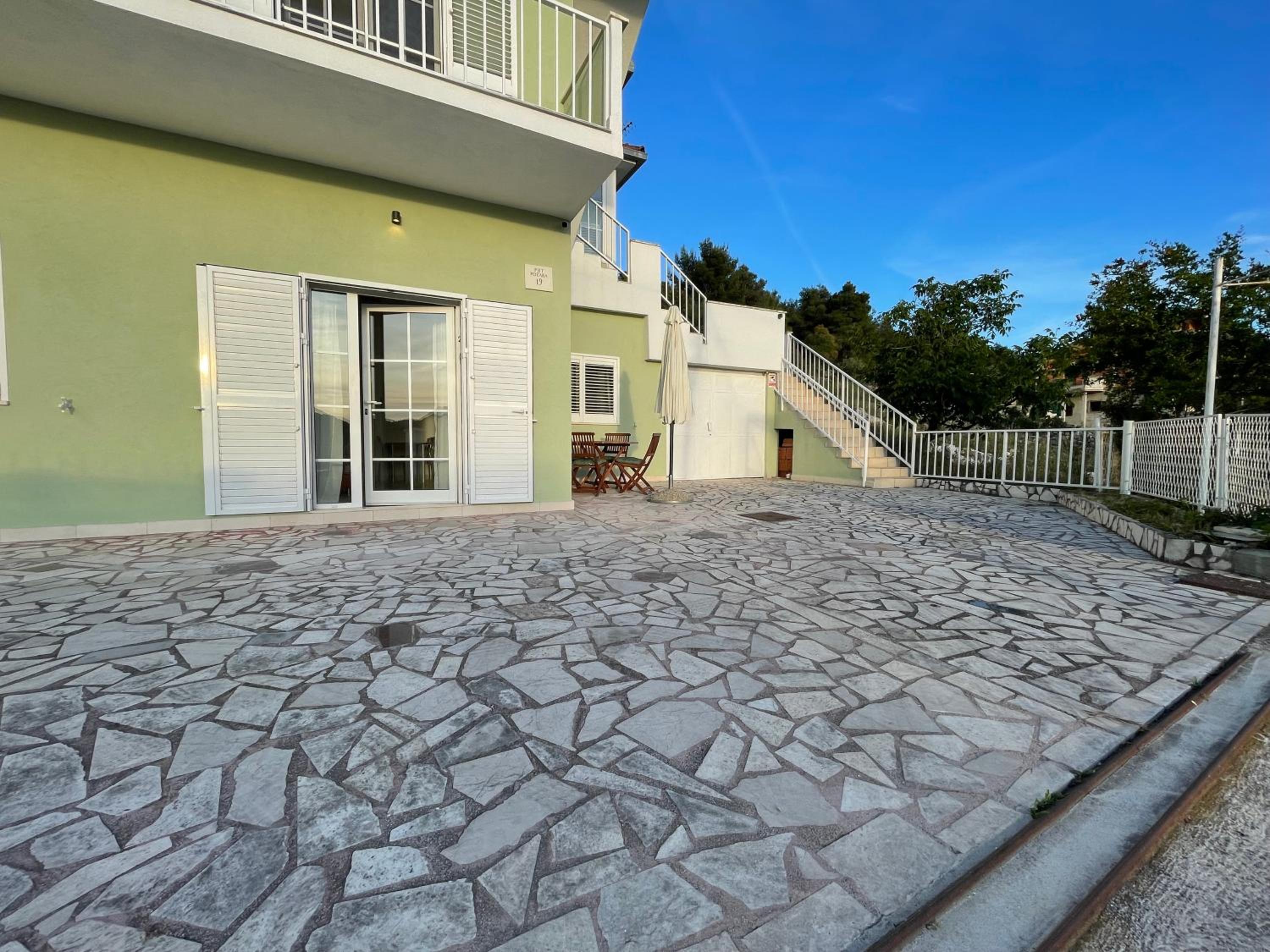 Seaview apartments