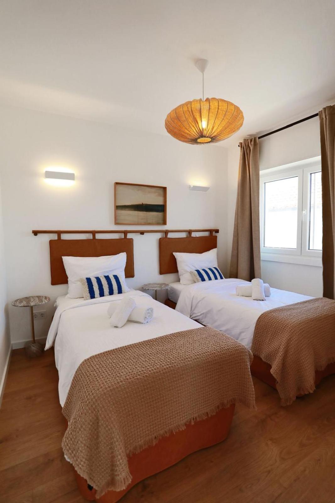 Octopus House Caparica