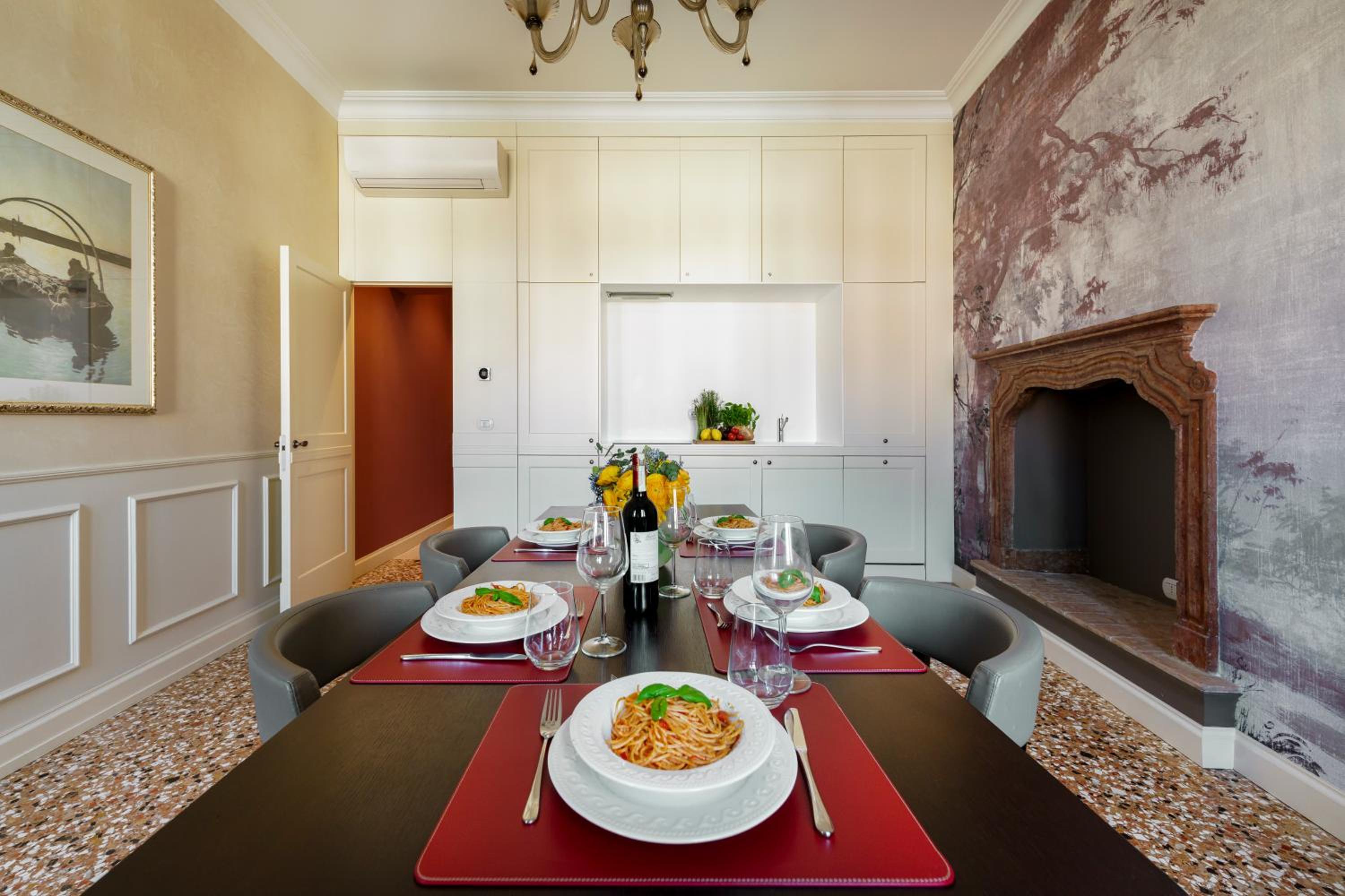 Ca' Mainella Grand Canal View 4 bedrooms in Dorsoduro