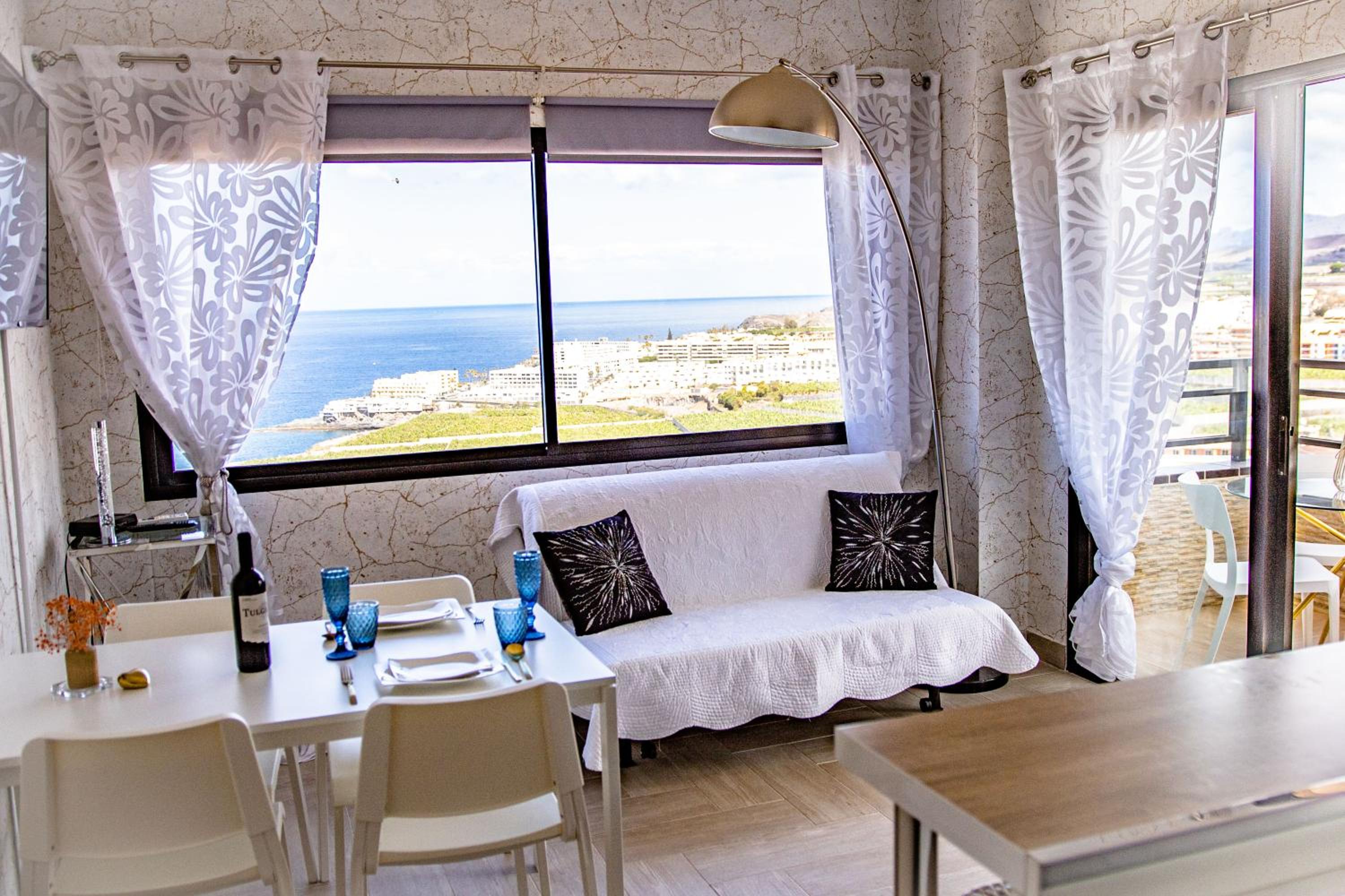 Sunset Ocean View Apartment - Playa Paraiso