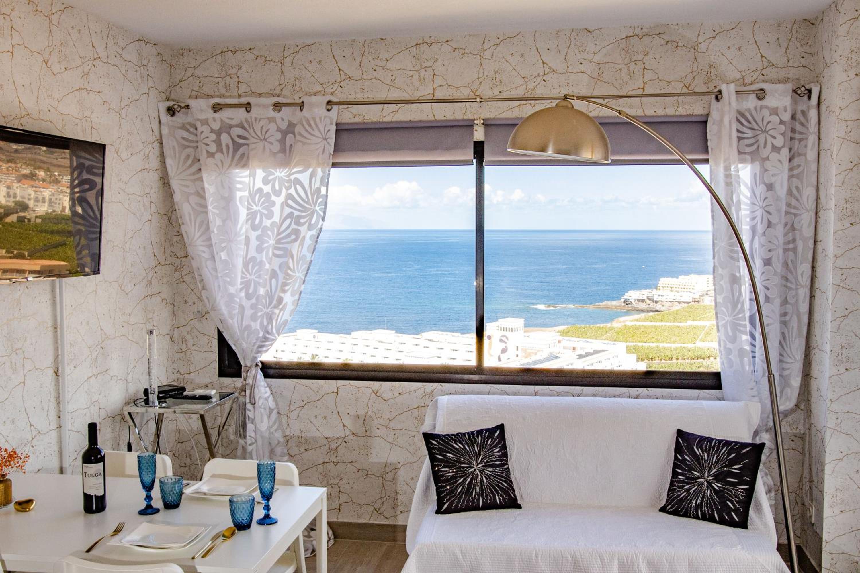 Sunset Ocean View Apartment - Playa Paraiso
