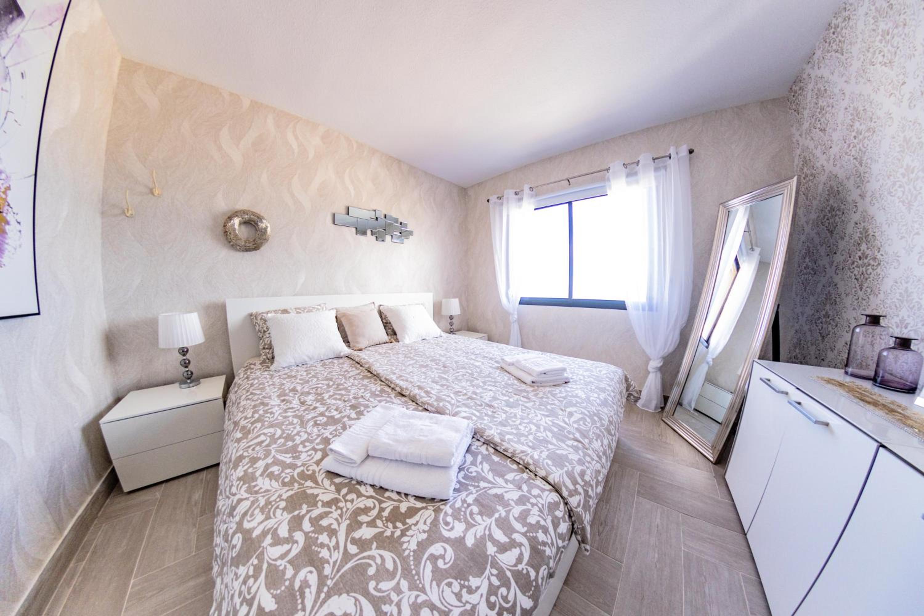 Sunset Ocean View Apartment - Playa Paraiso