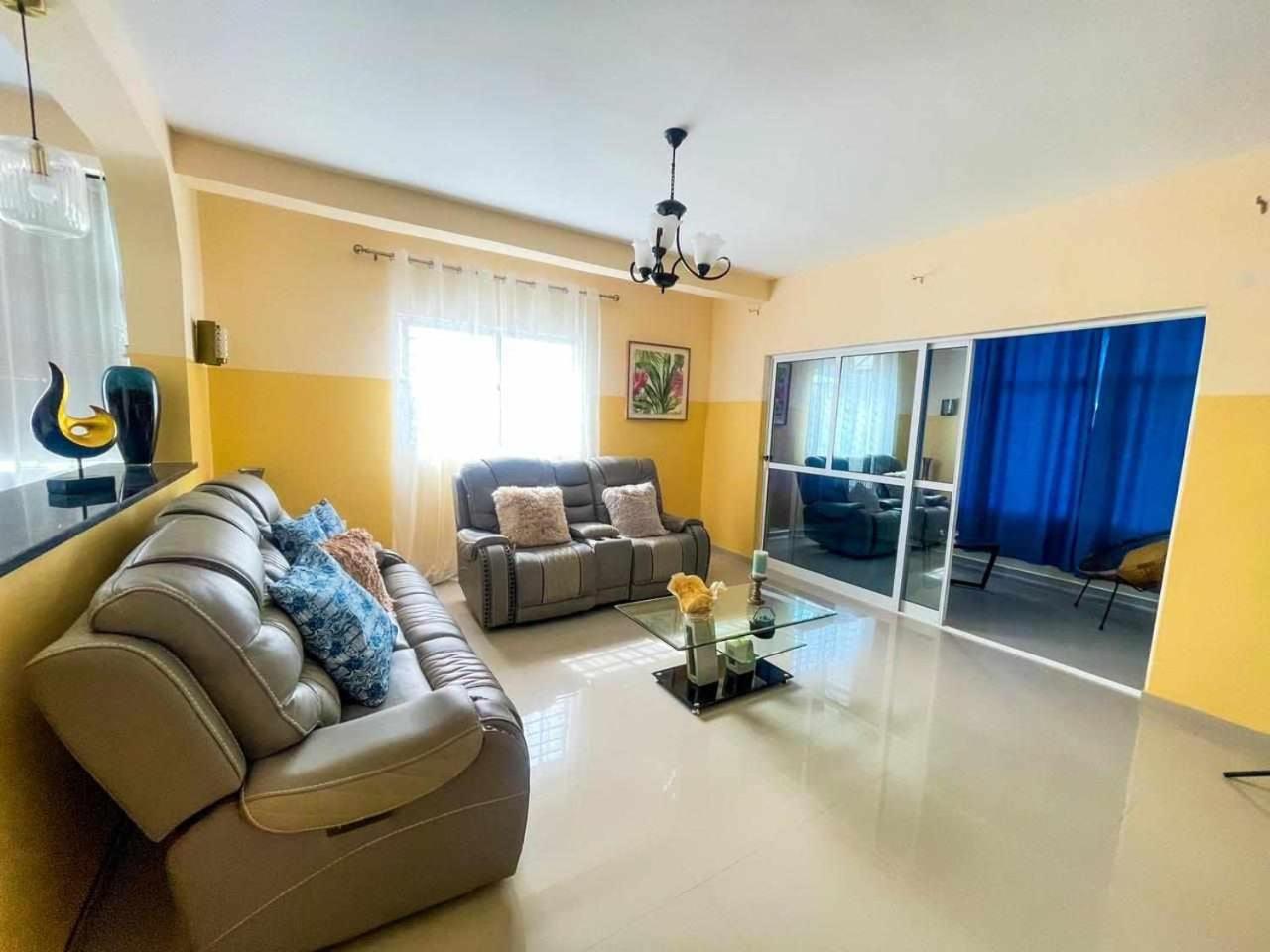 Zeyden Place Apt 2