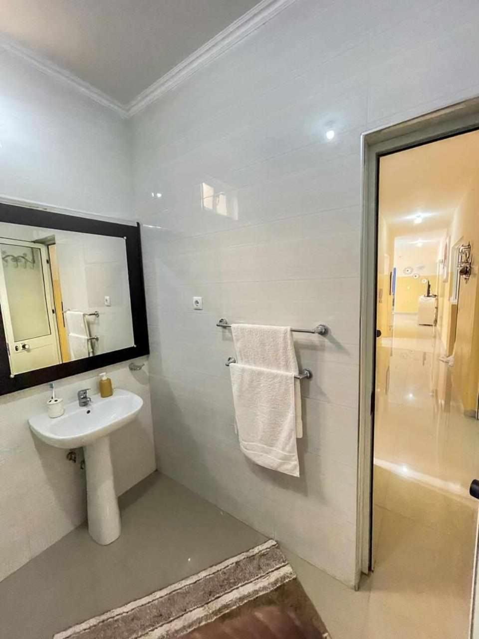 Zeyden Place Apt 2