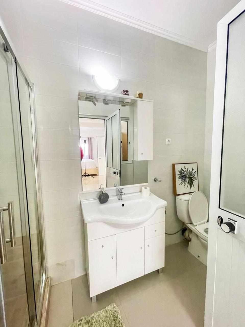 Zeyden Place Apt 2