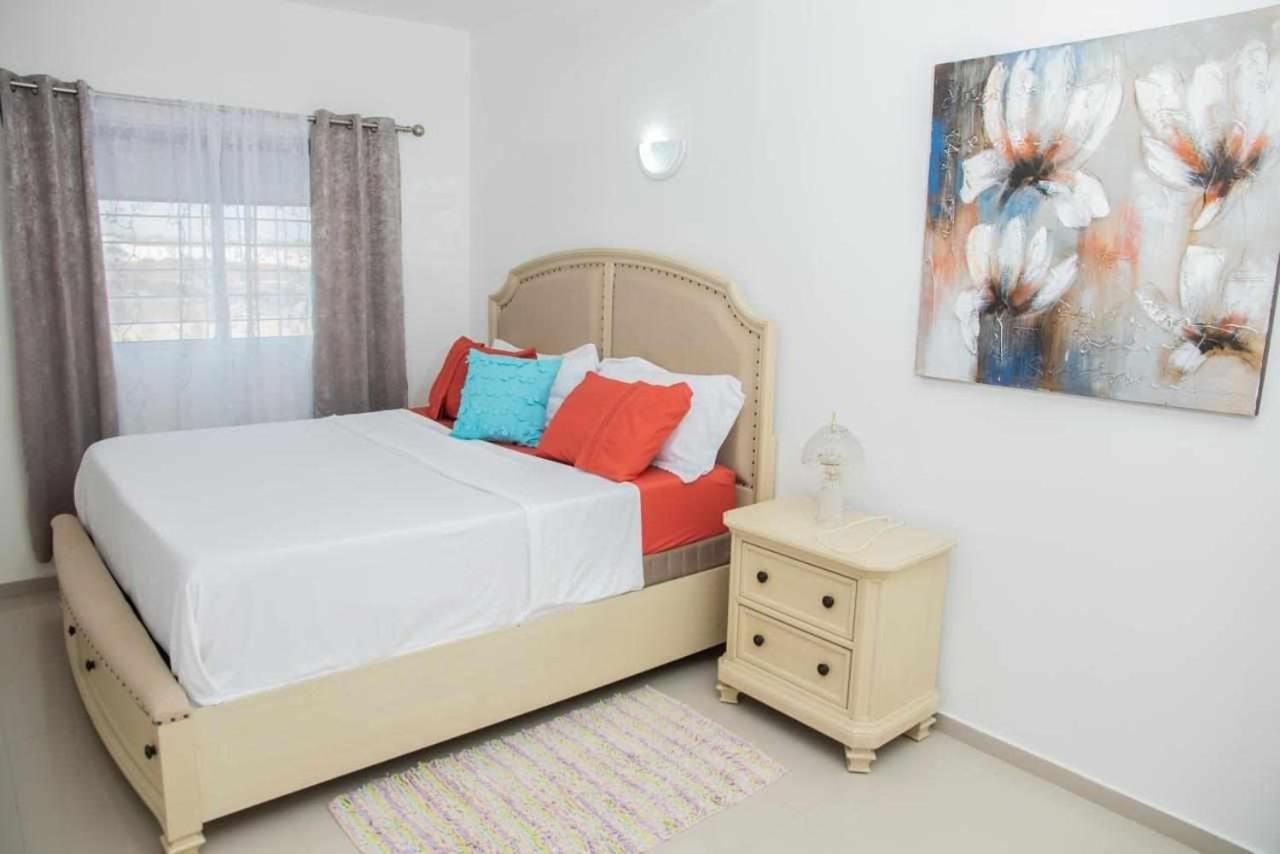 Zeyden Place Apt 2