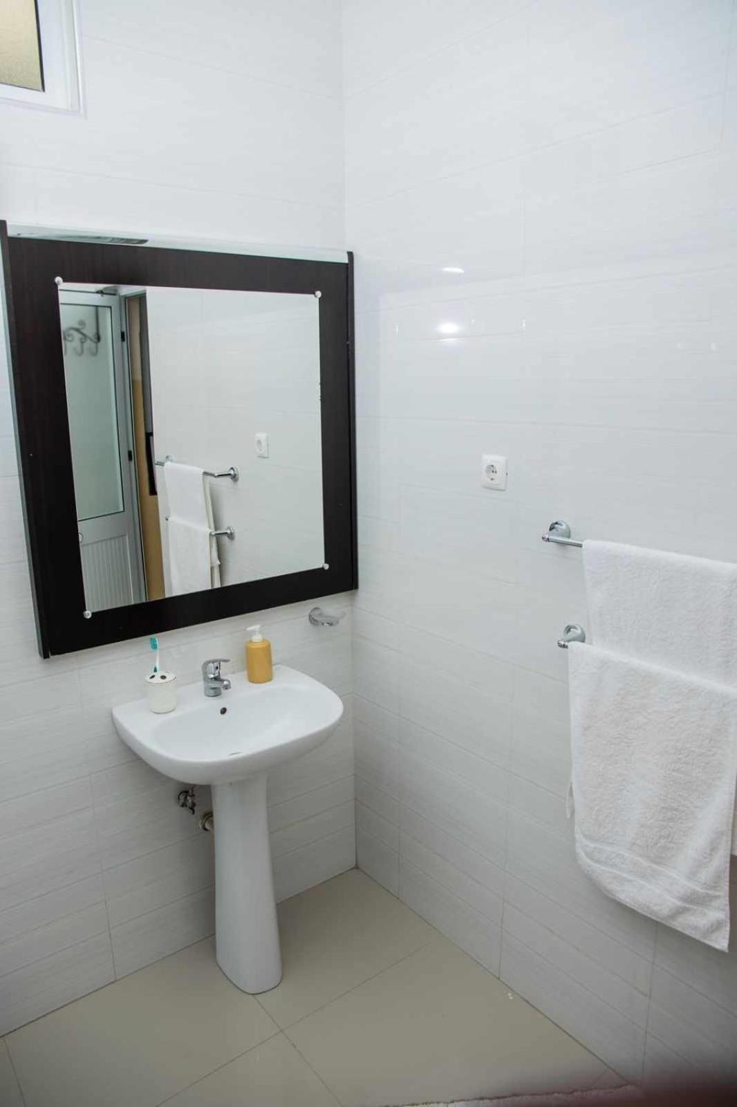 Zeyden Place Apt 2