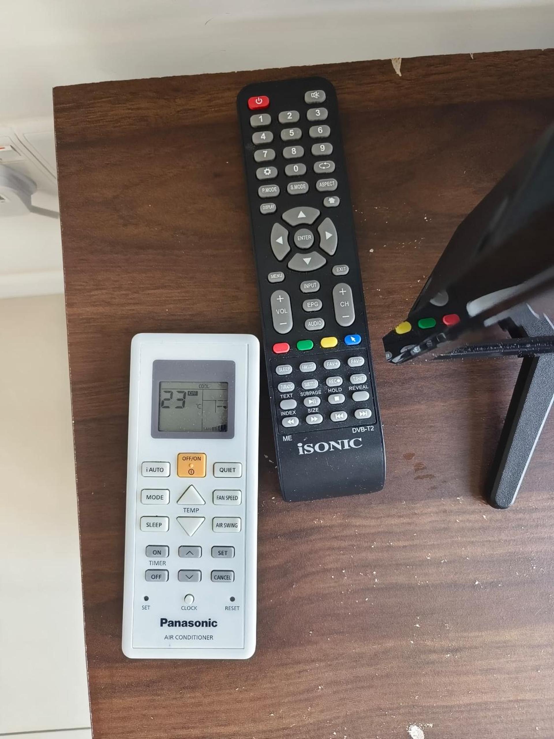 Cozy Suite TV Box Live Movies with free parking photo 3