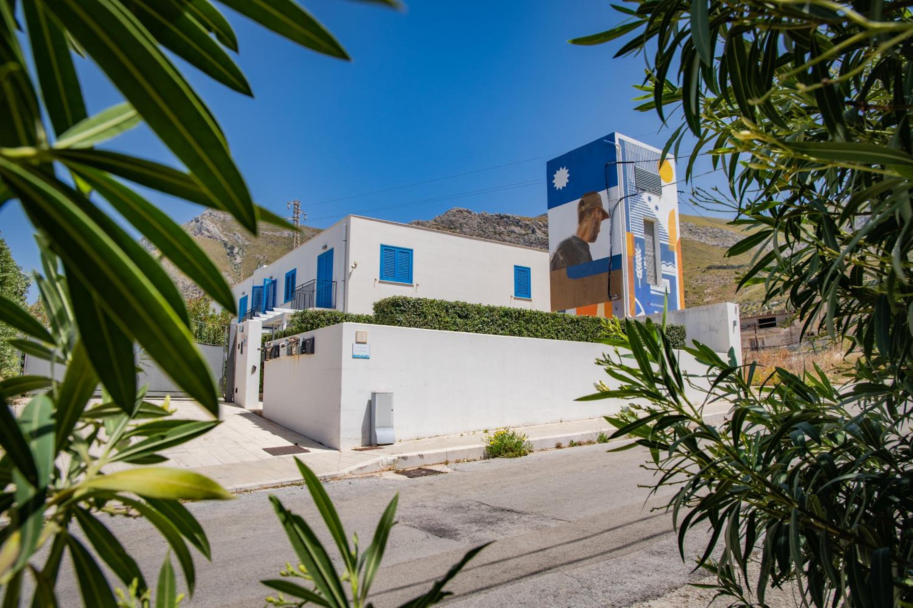 Casa Corallo San Vito view 3