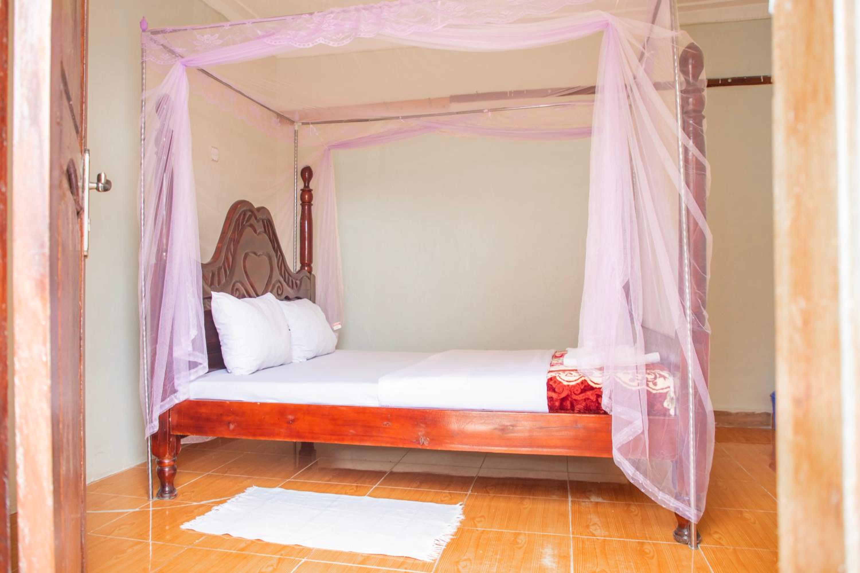 KaribuGuestHouse