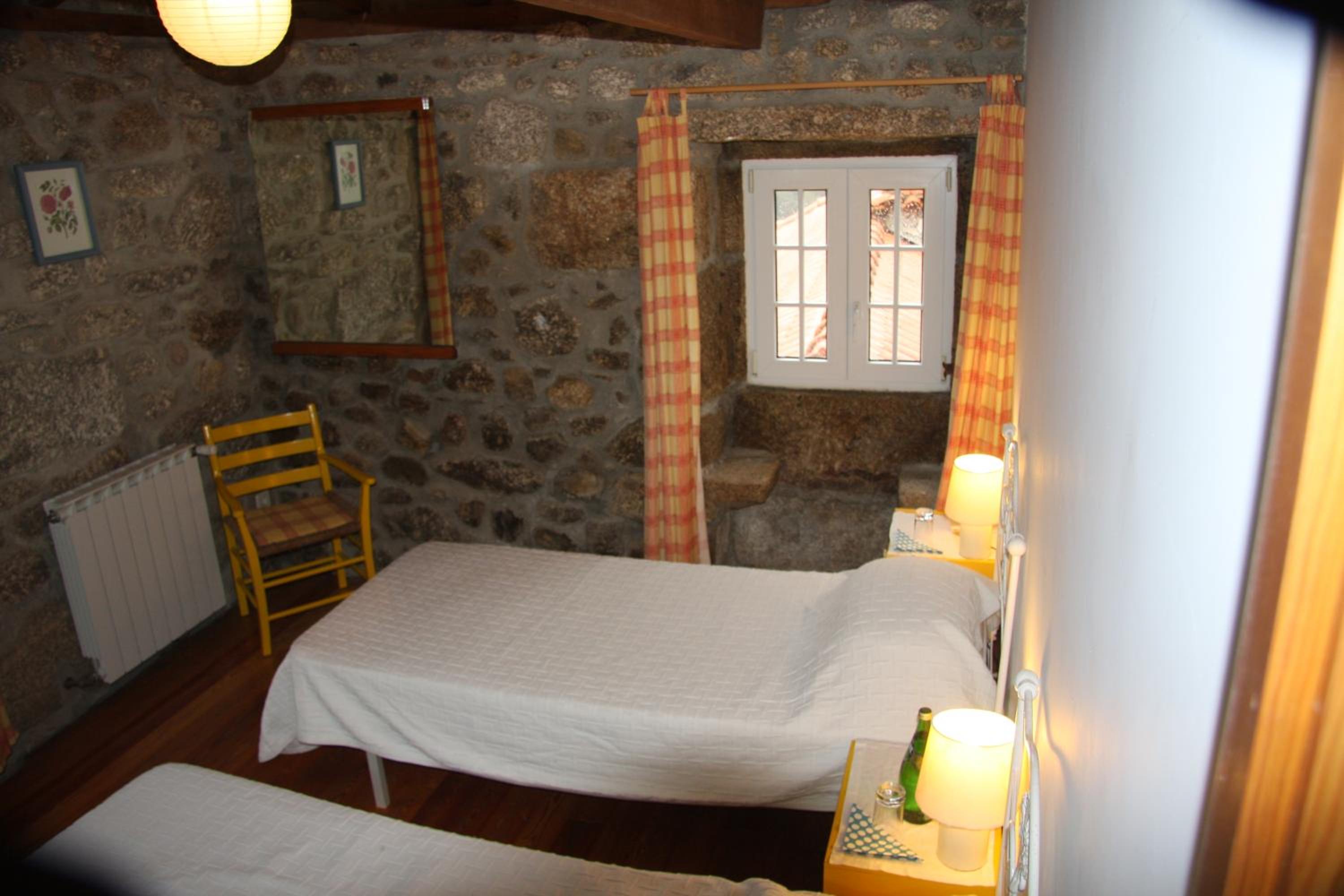 Casa do Ribeiro - Casal Pedro view 2