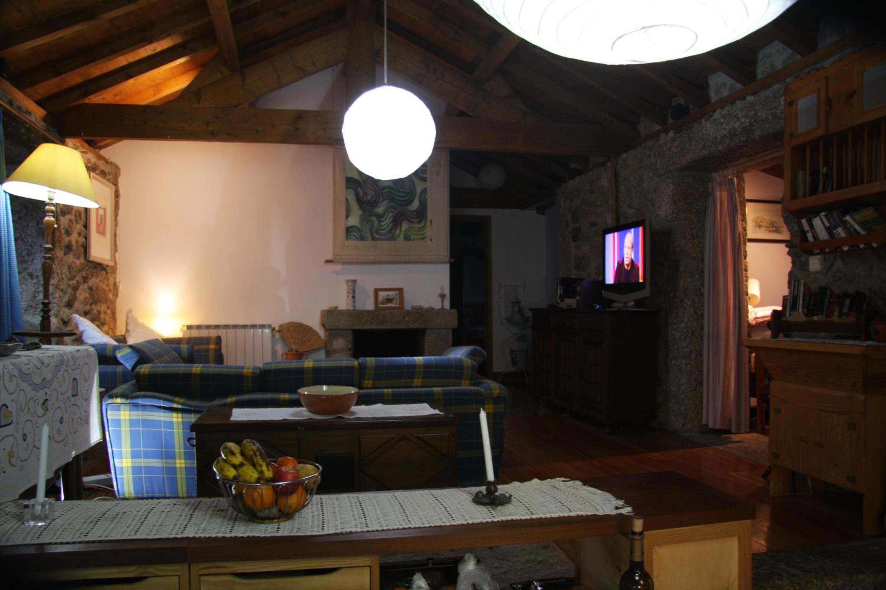 Casa do Ribeiro - Casal Pedro view 5