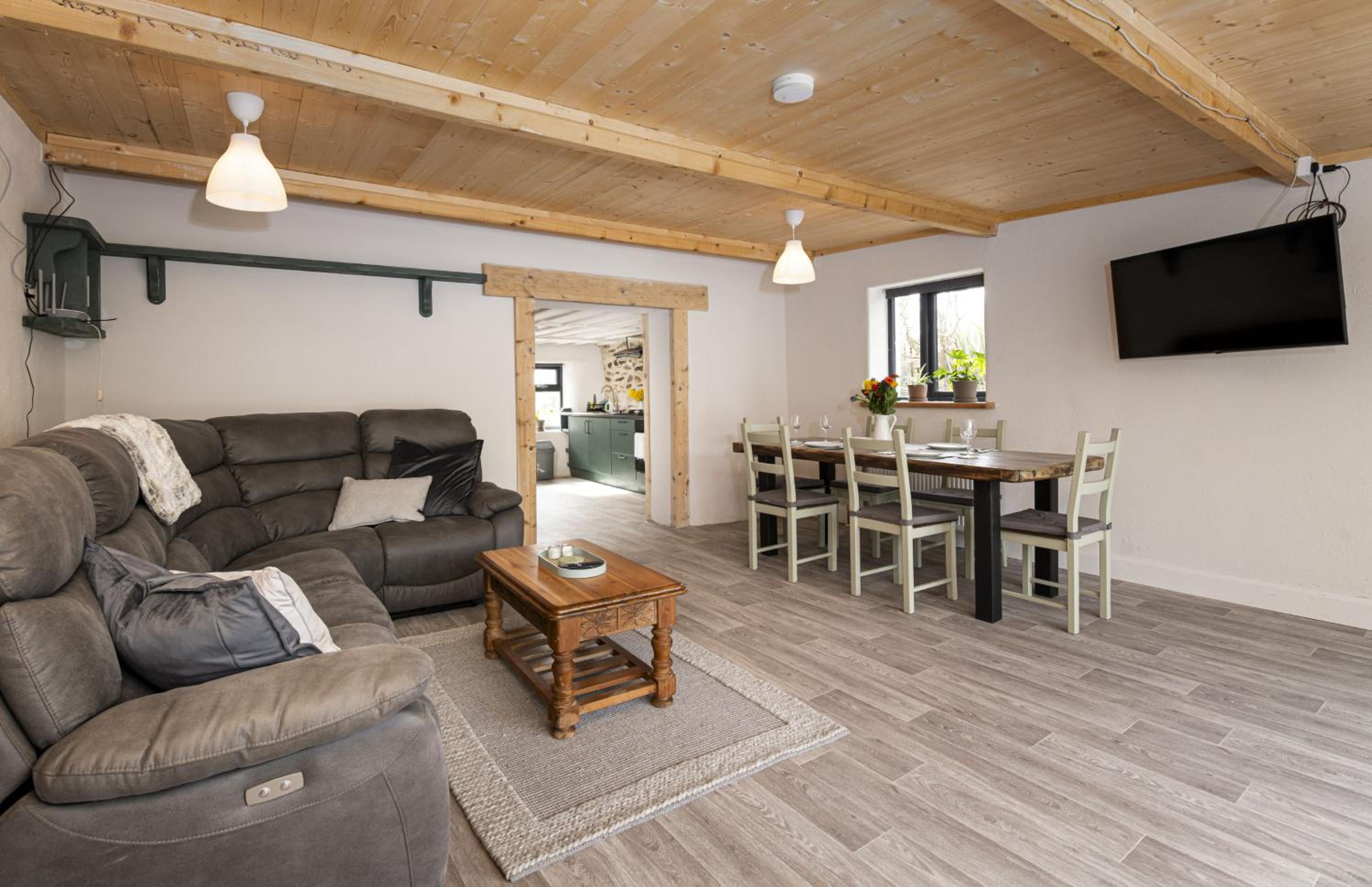The Old Thatched Cottage, Kilmore Quay, County Wexford view 4