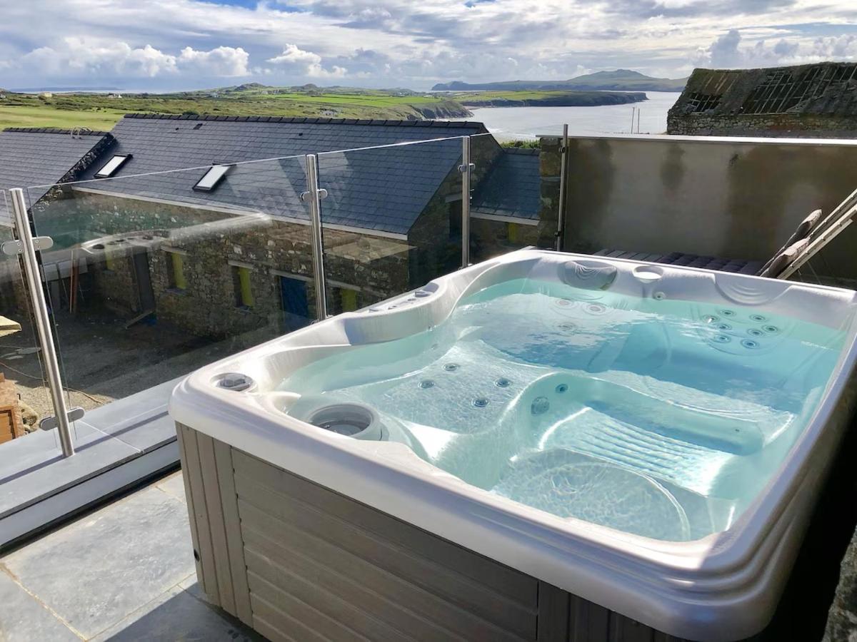Tan y Garn - 2 Bedroom Cottage - Whitesands view 3