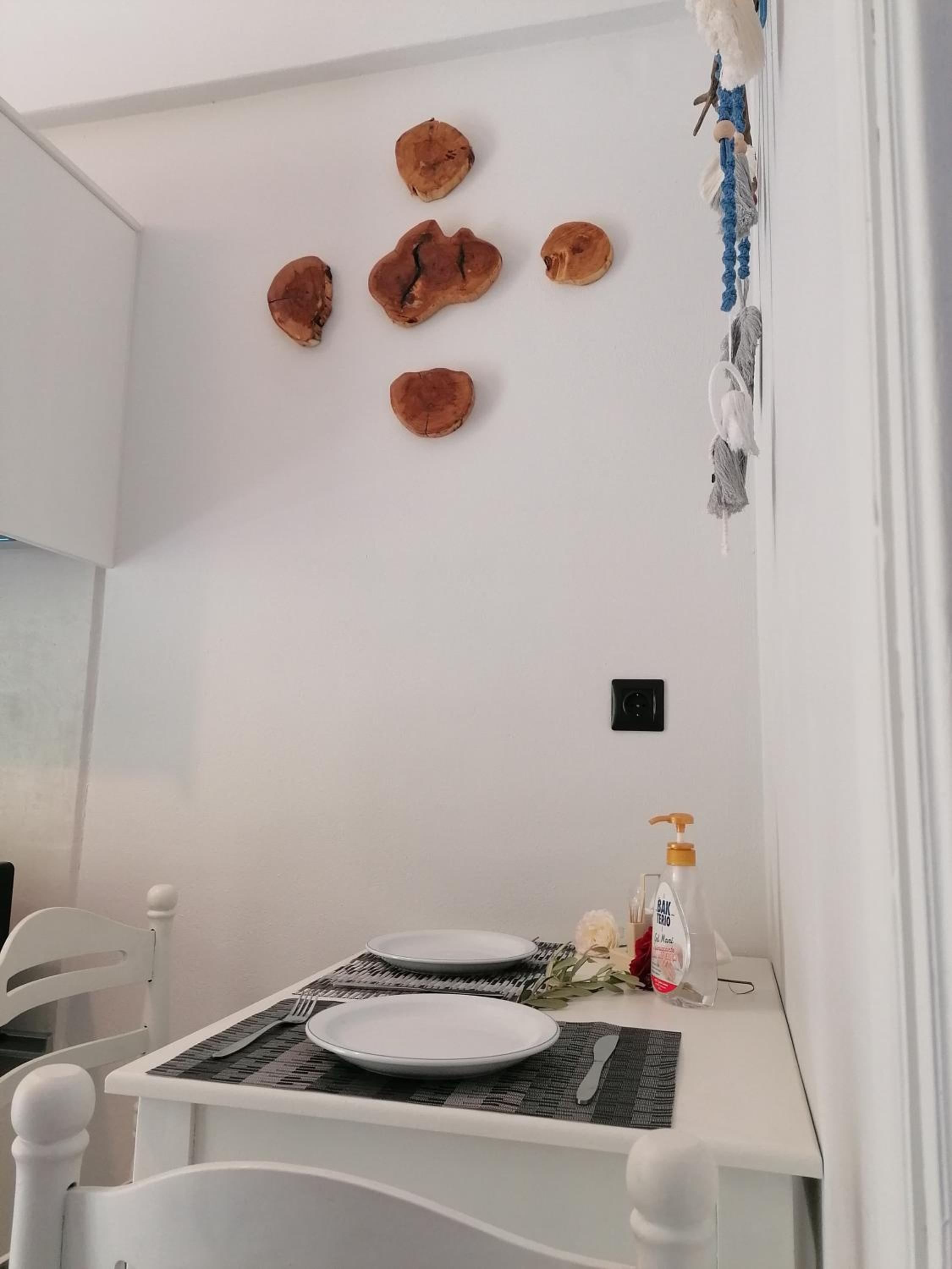Makis Apartments