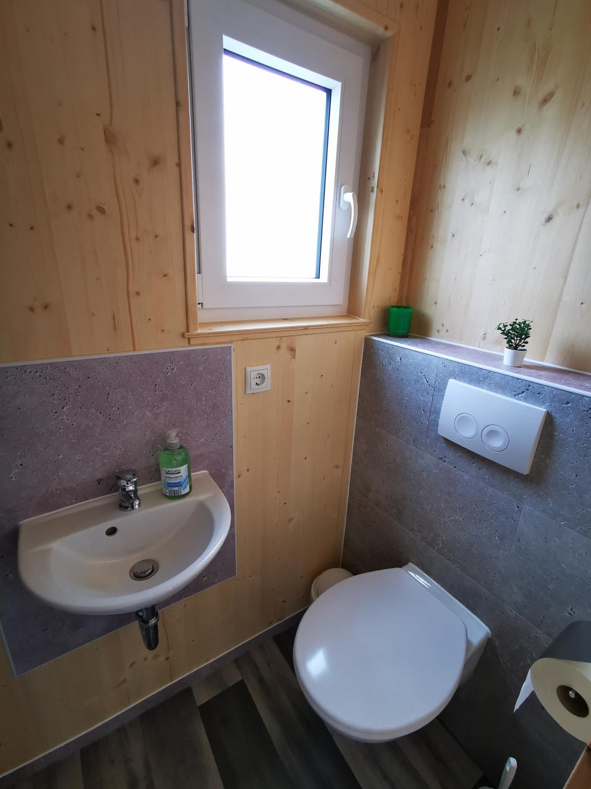 Tiny Guesthouse Herdt Euerbach