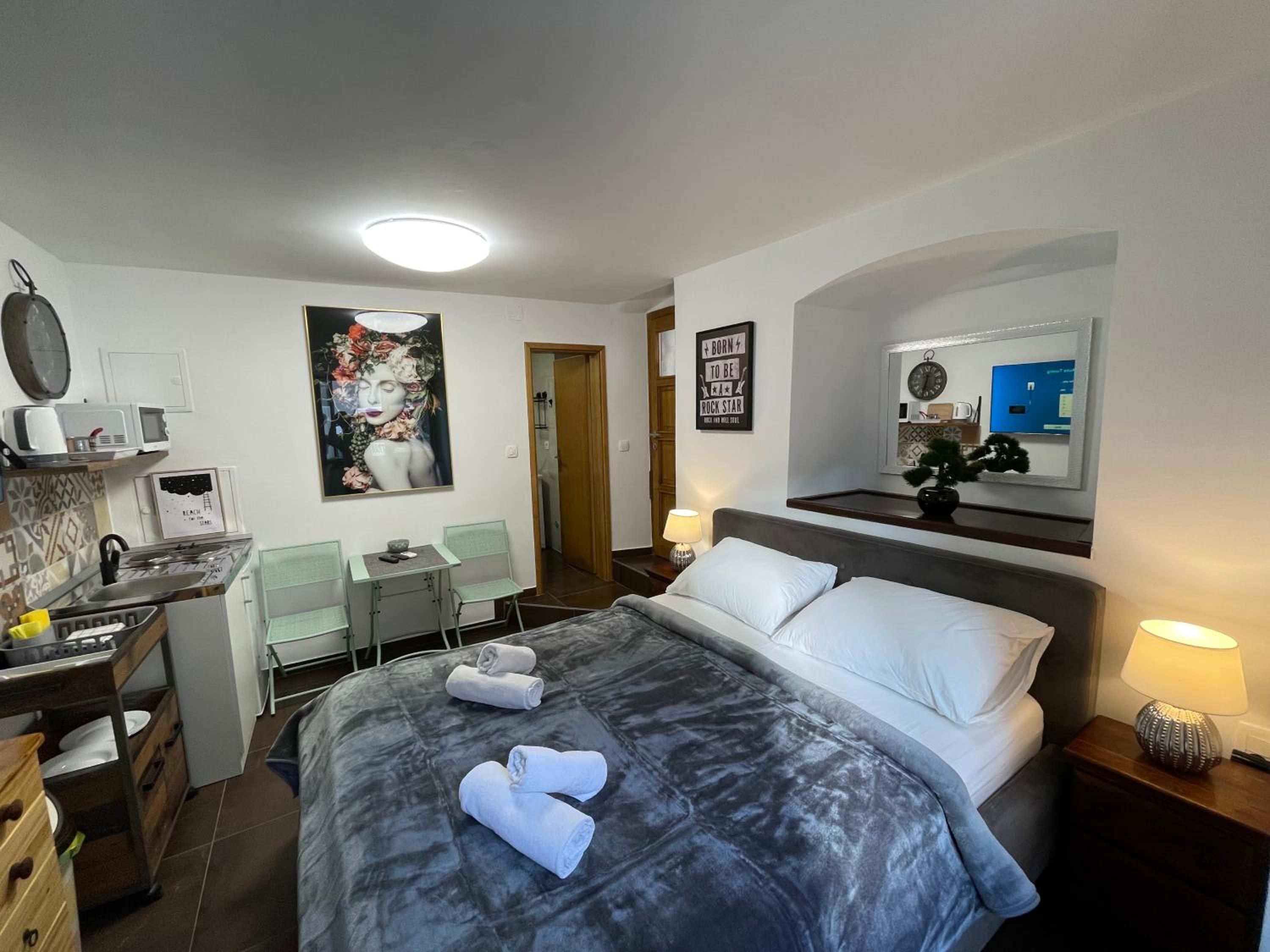 Tequila Apartments