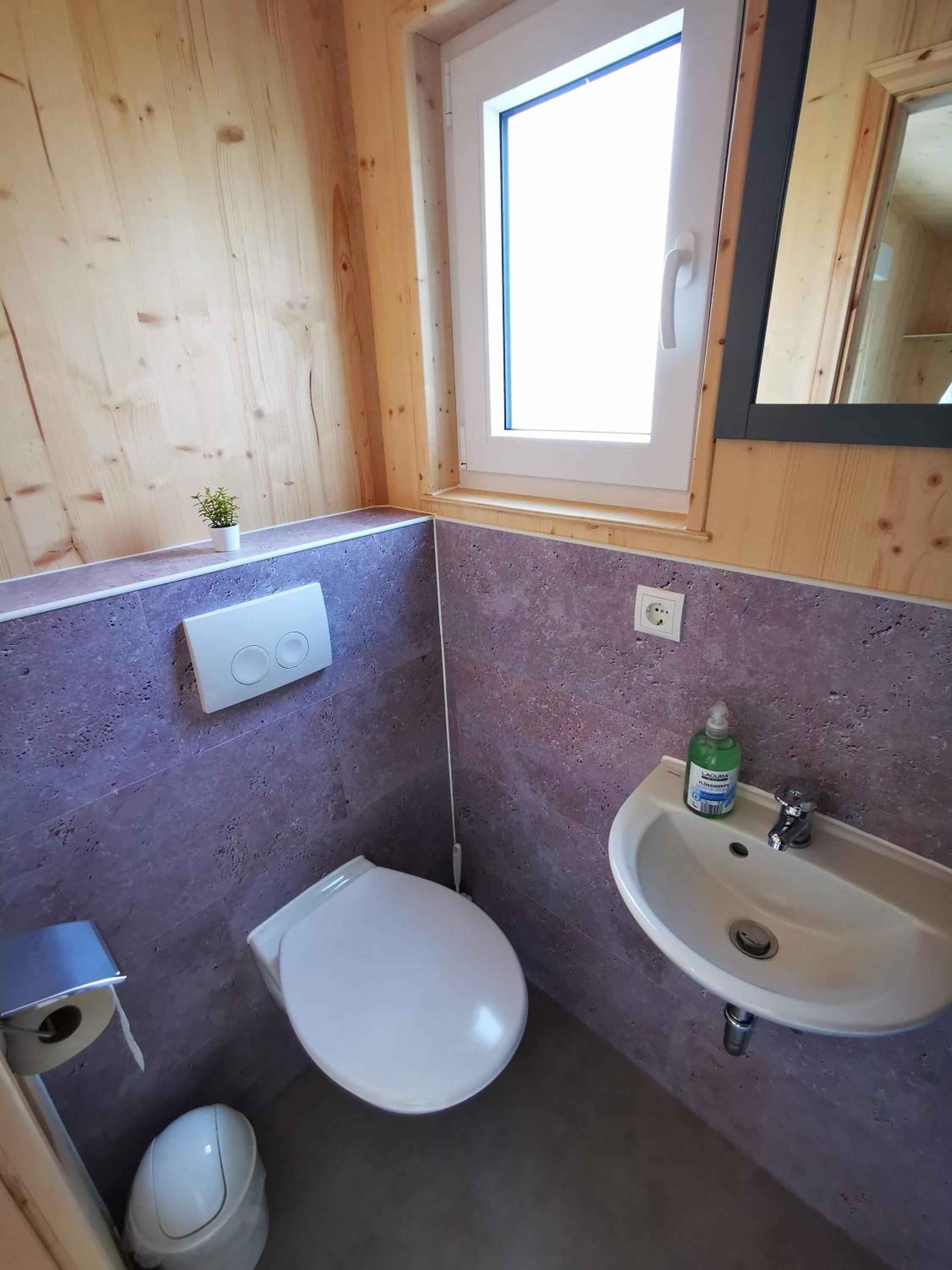 Tiny Guesthouse Herdt Euerbach