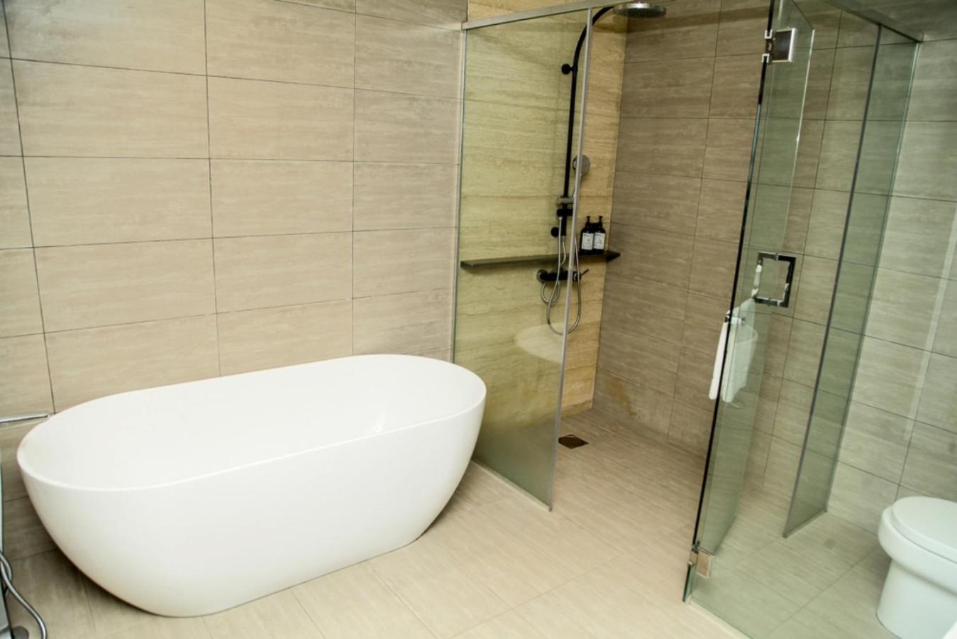 Expressionz Suites By iHost Global