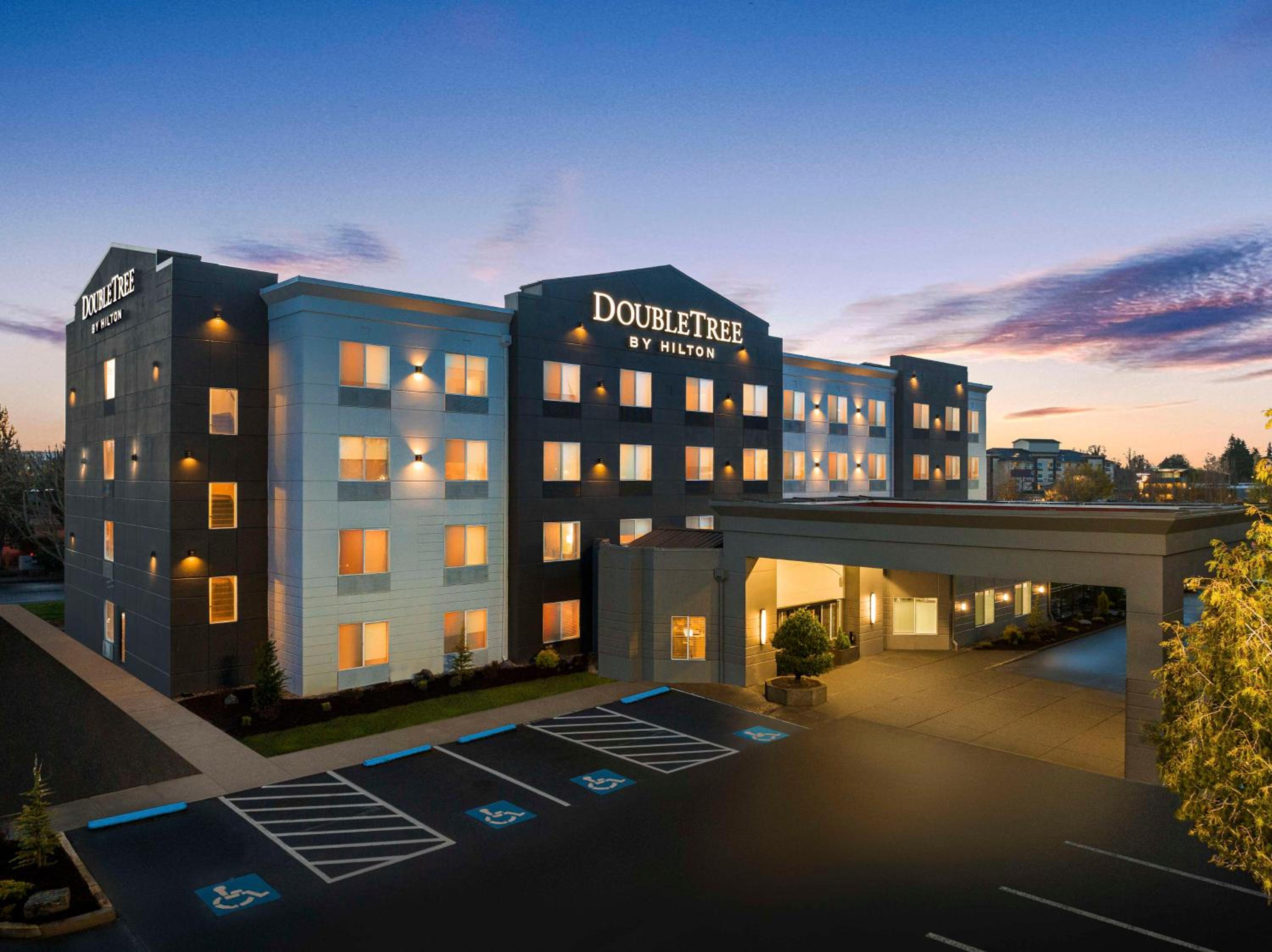 Albany Vacations - DoubleTree by Hilton North Salem - Property Image 1