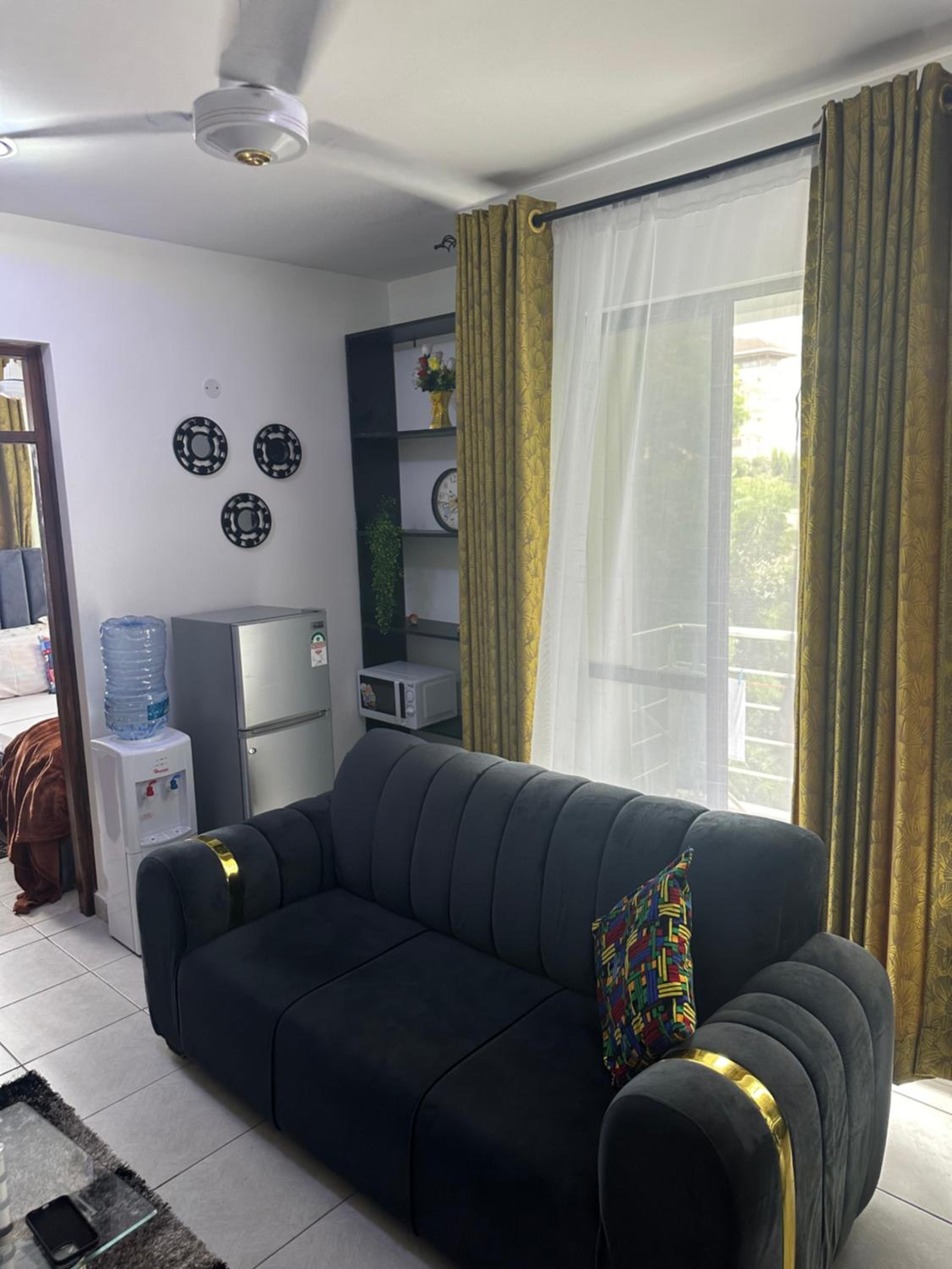 White palms apartment