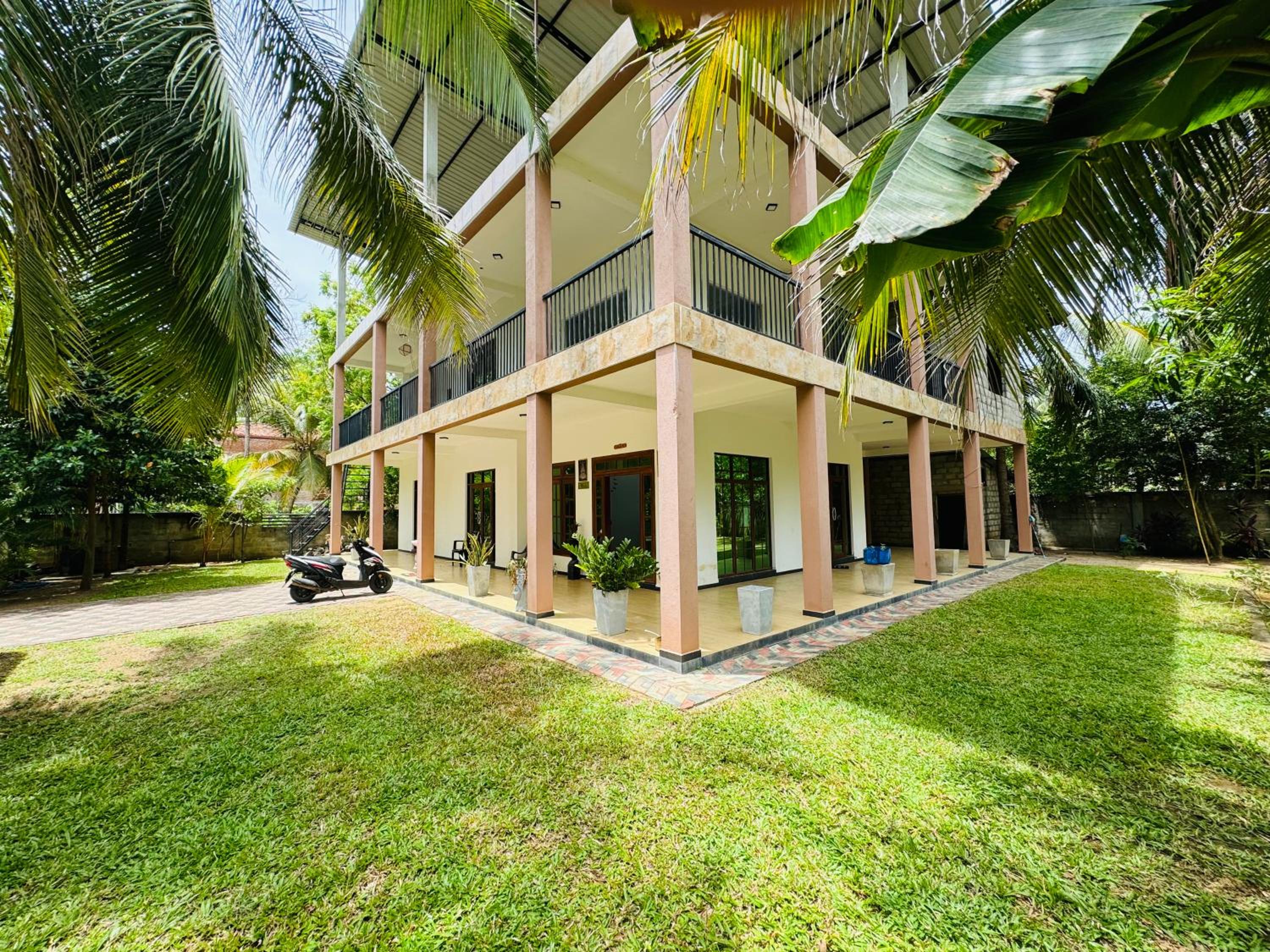 Sri Ratnadeepa villa