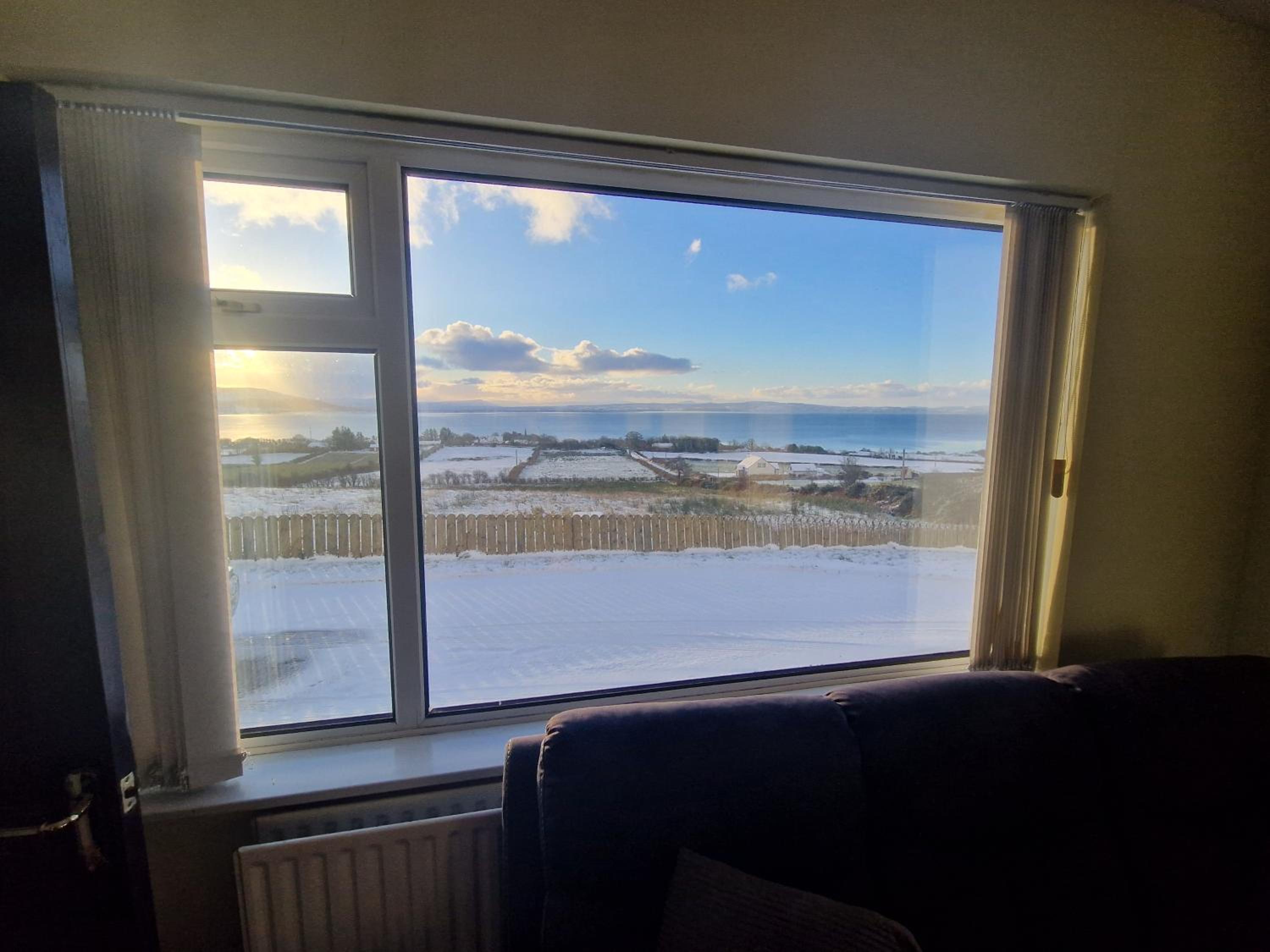 Hillhead's Sea View Escape