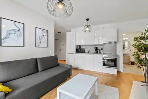 Long Term Stay - Near Klinik Floridsdorf - On-Site Parking for 19,90 Eur