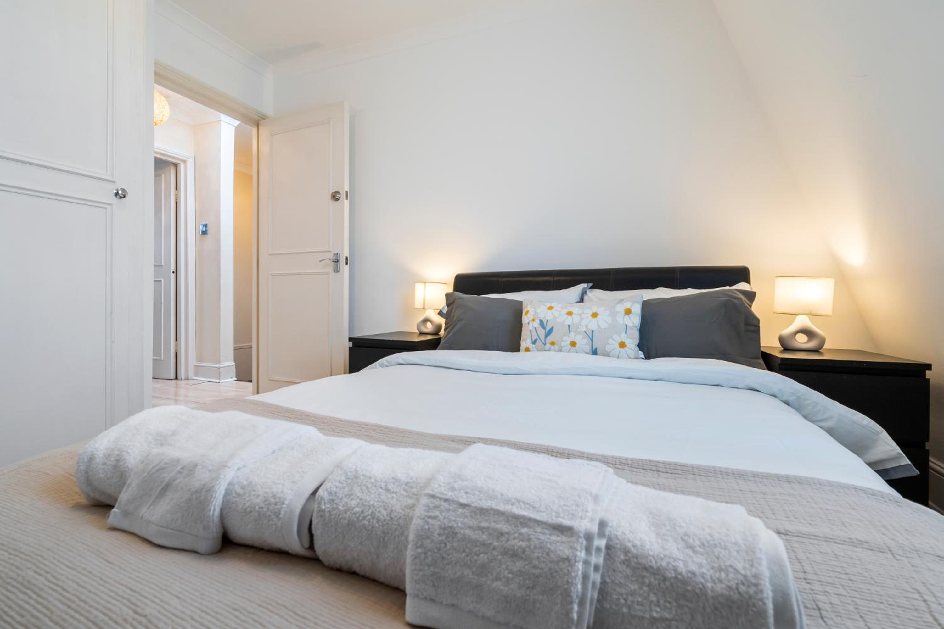 Maida Vale 2 Bedroom Flat