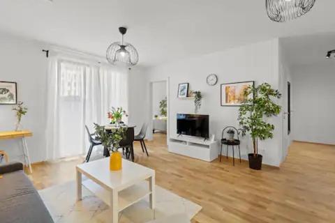 Long Term Stay - Near Klinik Floridsdorf - On-Site Parking for 19,90 Eur