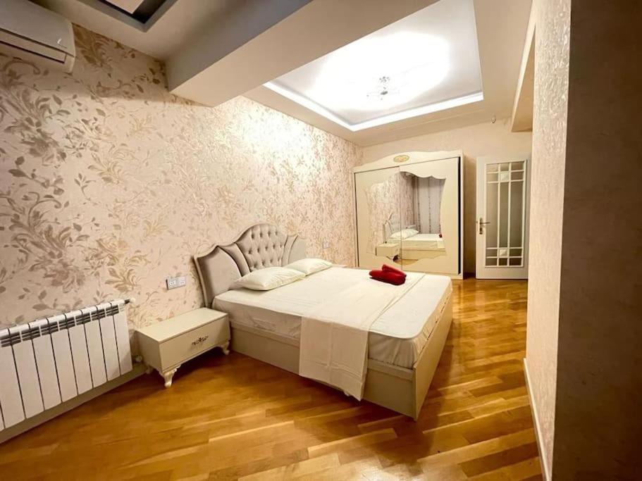 Modern Oasis in Lux Apartment 3BR Elegant Building