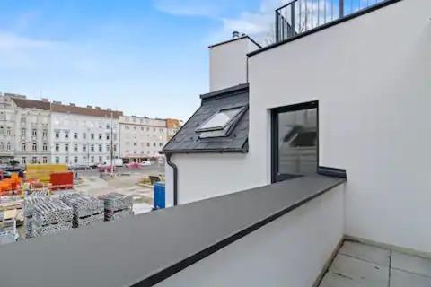 Long Term Stay - Near Klinik Floridsdorf - On-Site Parking for 19,90 Eur