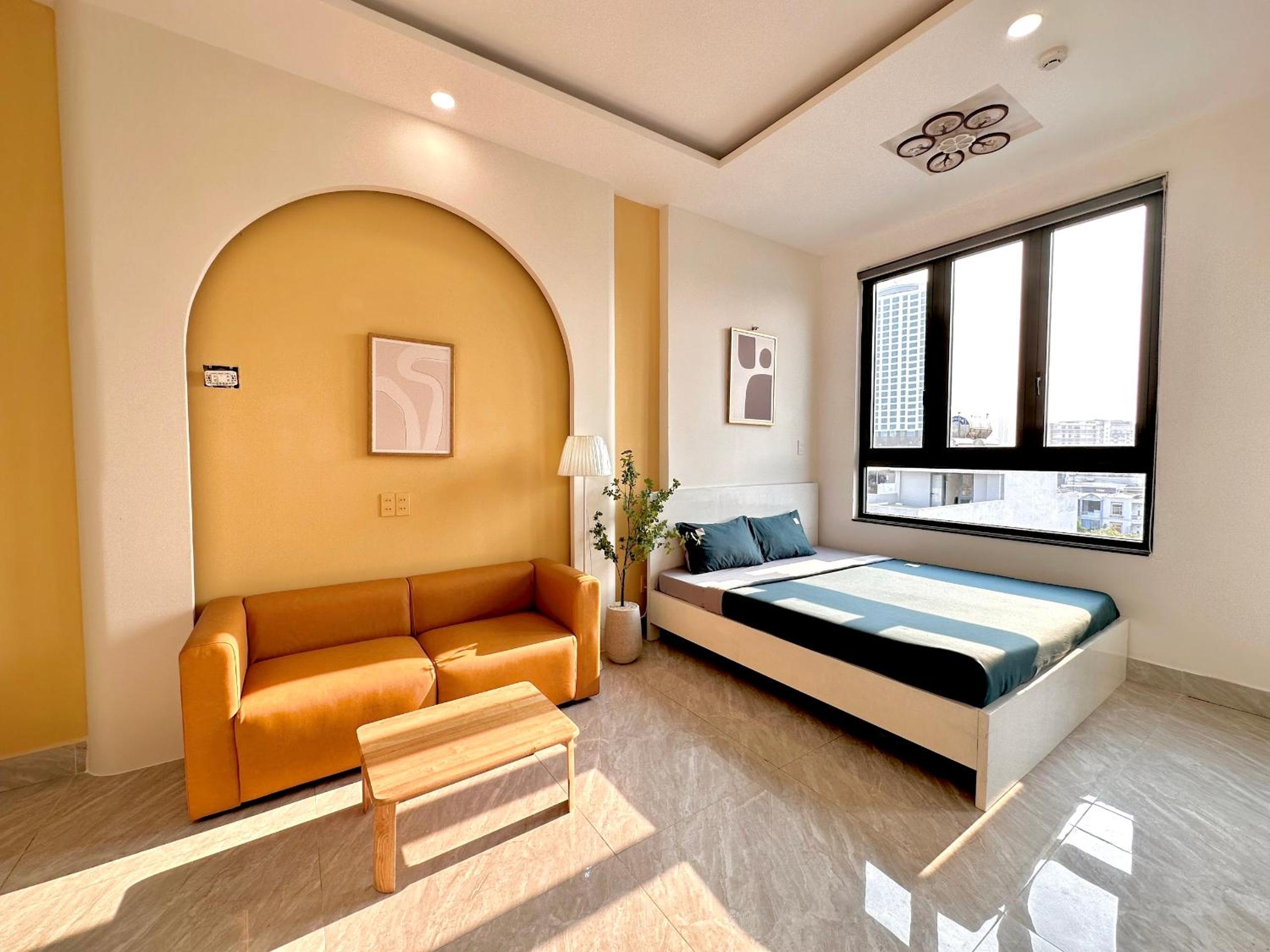 Corgi House Danang