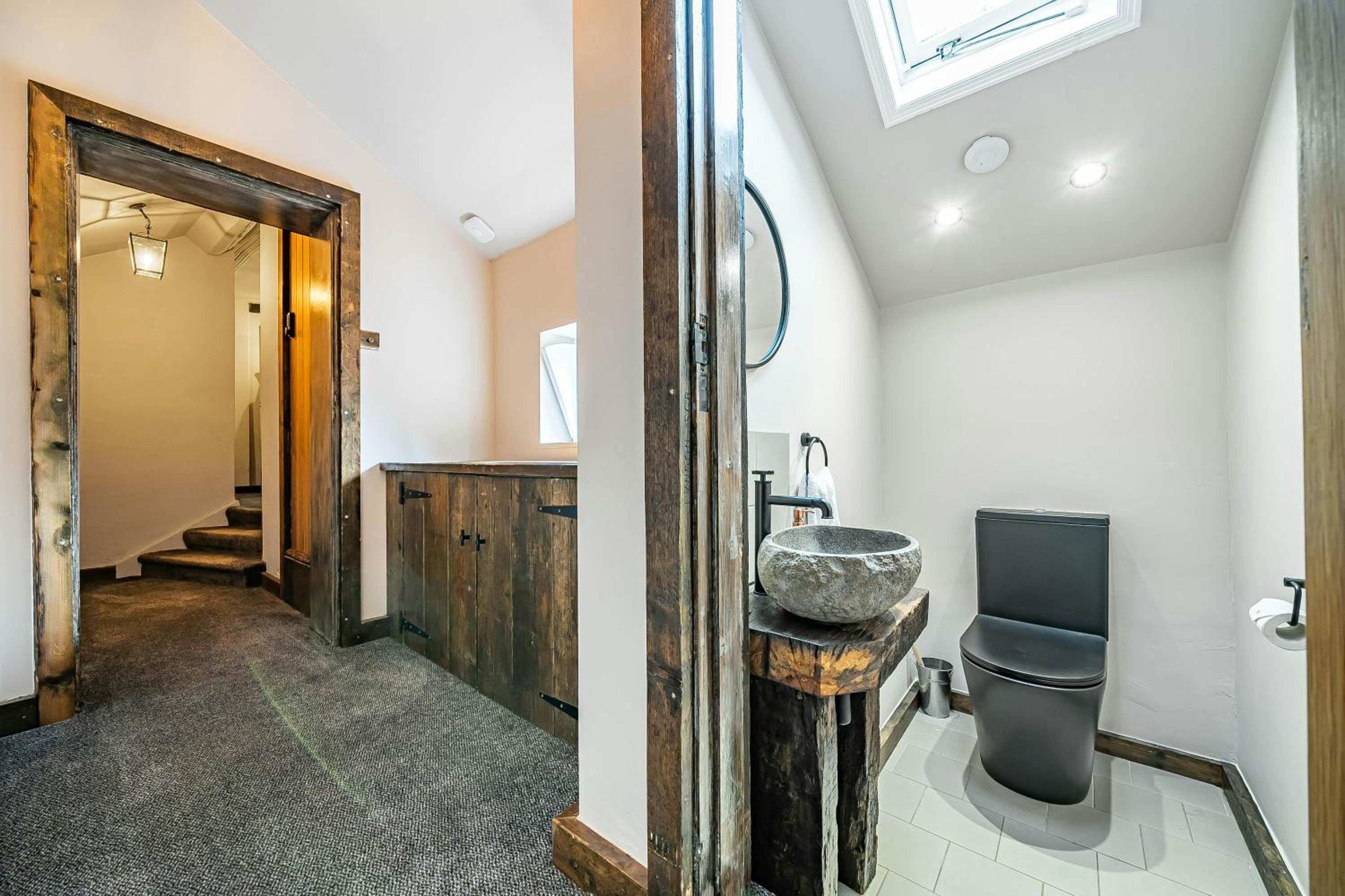 Quirky Retreats - Chester Rose