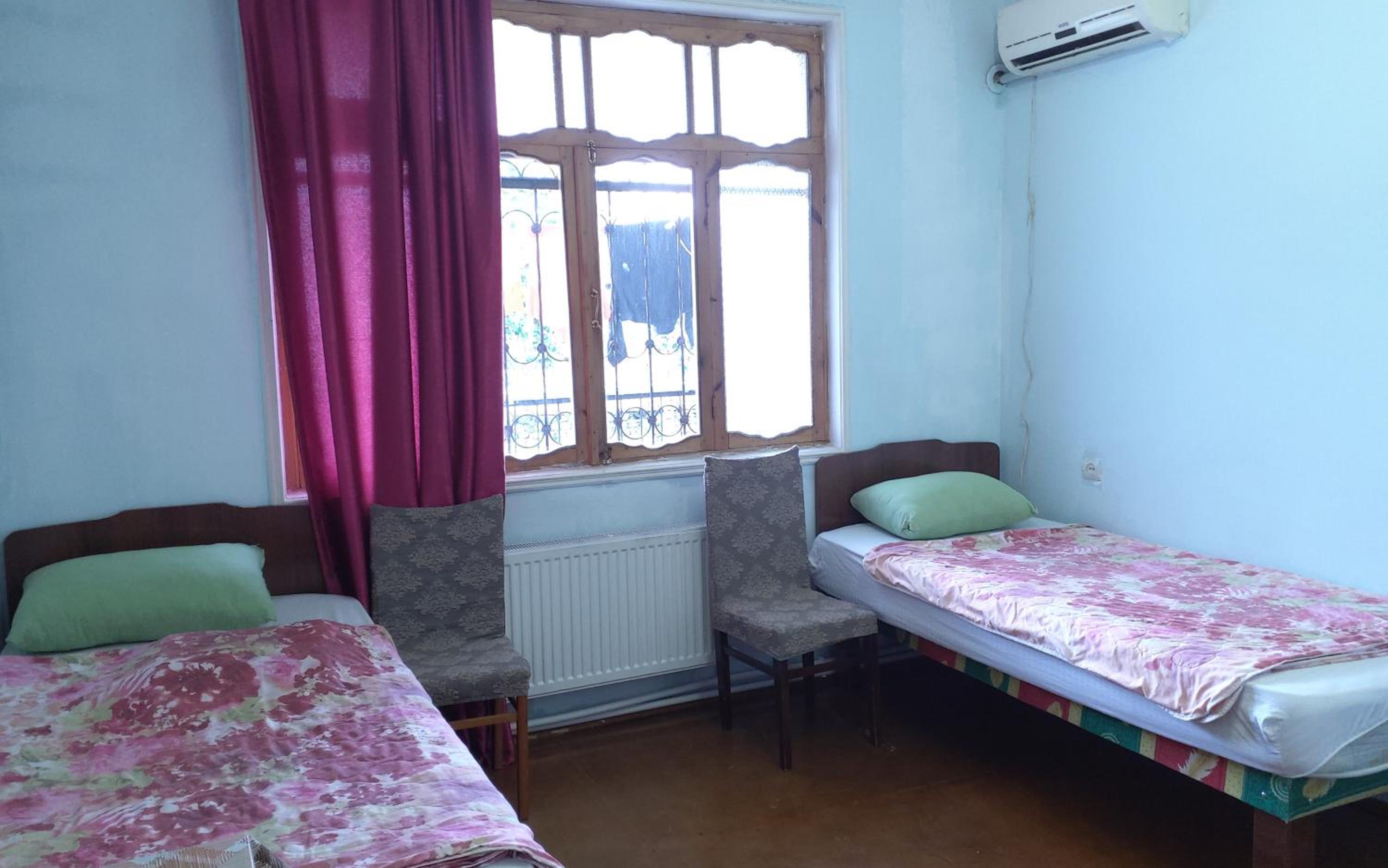 Canal Hostel