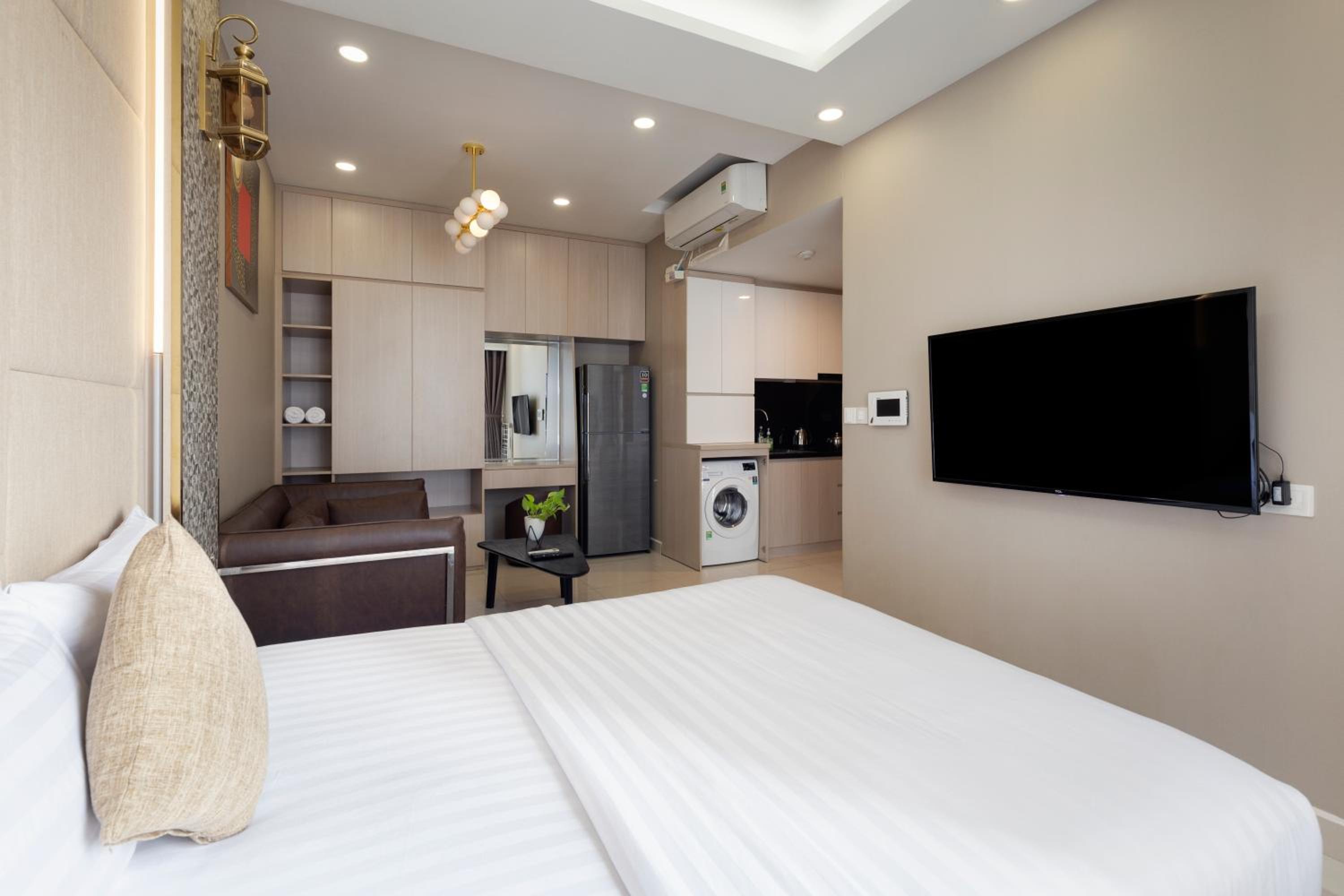 NU Saigon Apartment Service - center District 4