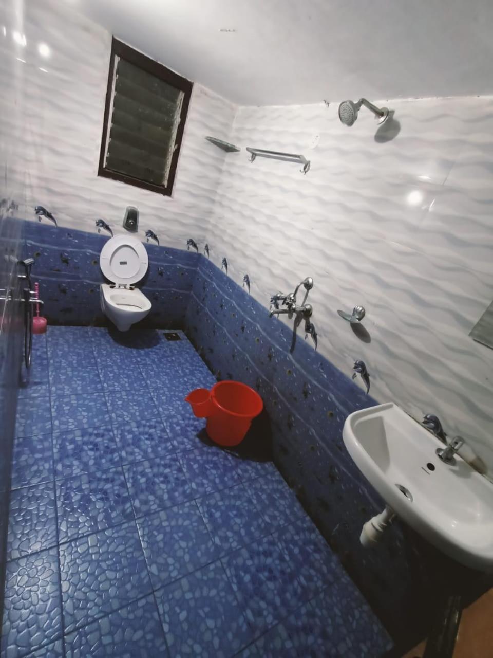 Photo 9