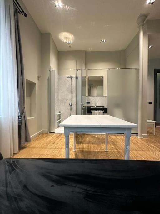 Unique Stylish Flat