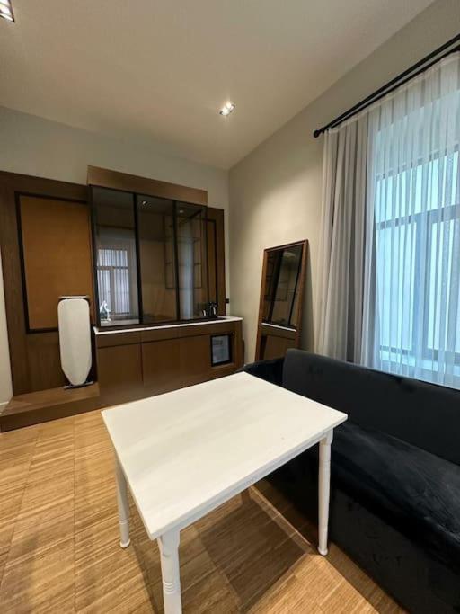 Unique Stylish Flat