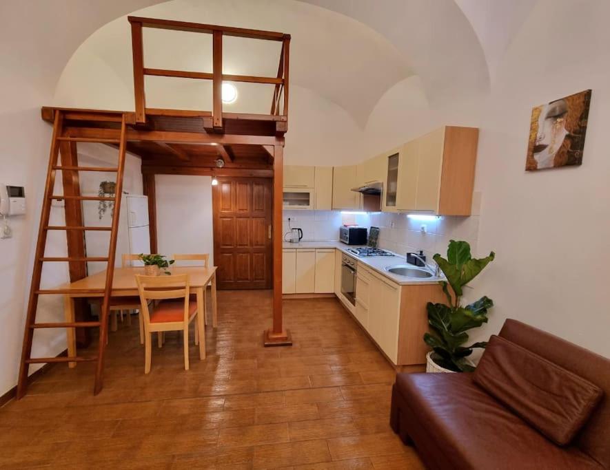 Eliza Old Town Apartment view 3