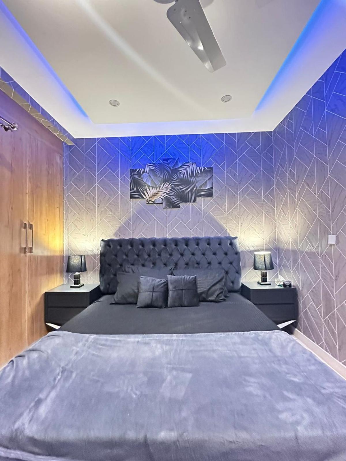 Apartment in Bahria Town Rawalpindi ,Apartment in Bahria Town Phase 7 , 1 Bedroom Apartment view 5