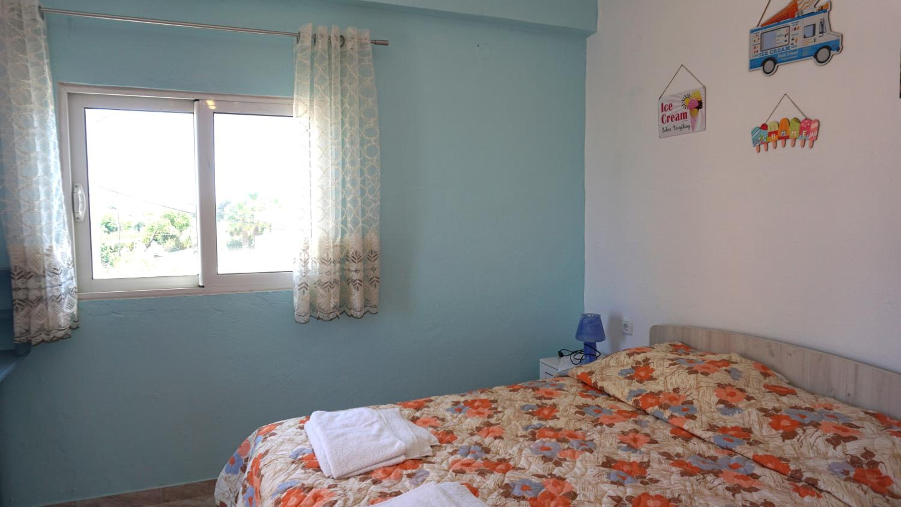 Summer scoop studio by EvaGstays photo 5