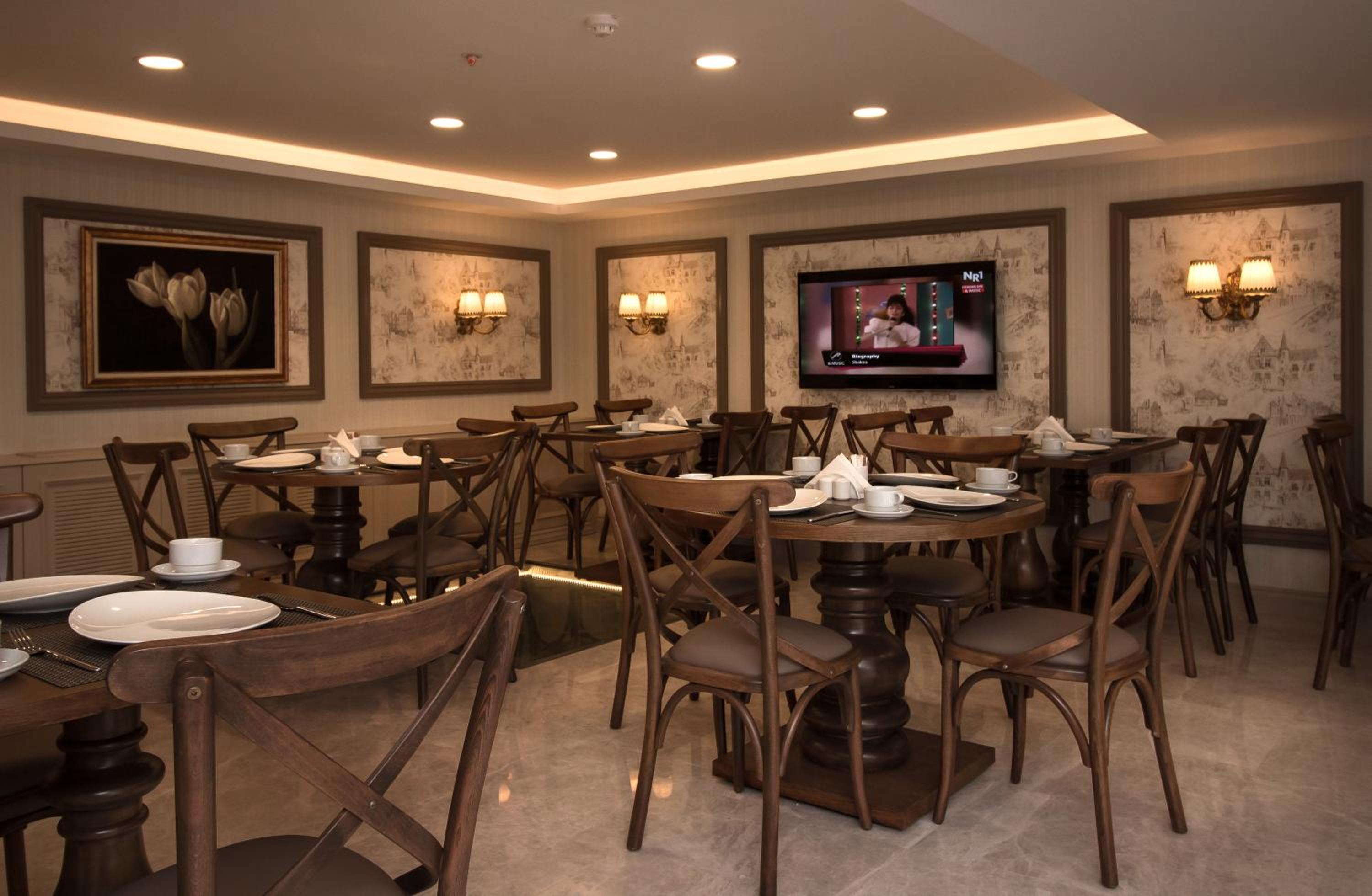 Istanbul Town Otel - Image 23