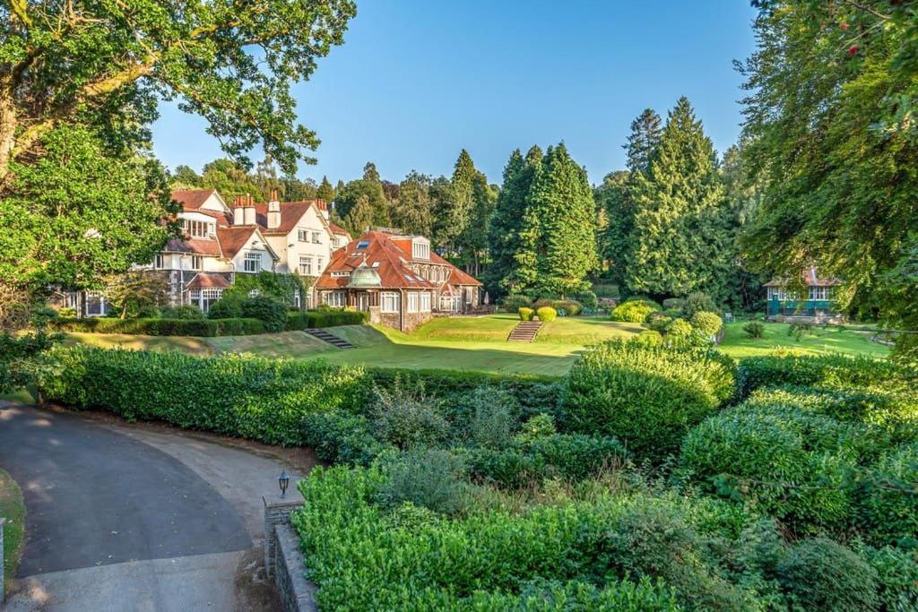 6 Meadowcroft House