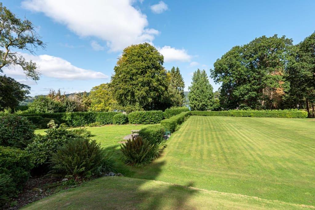 6 Meadowcroft House