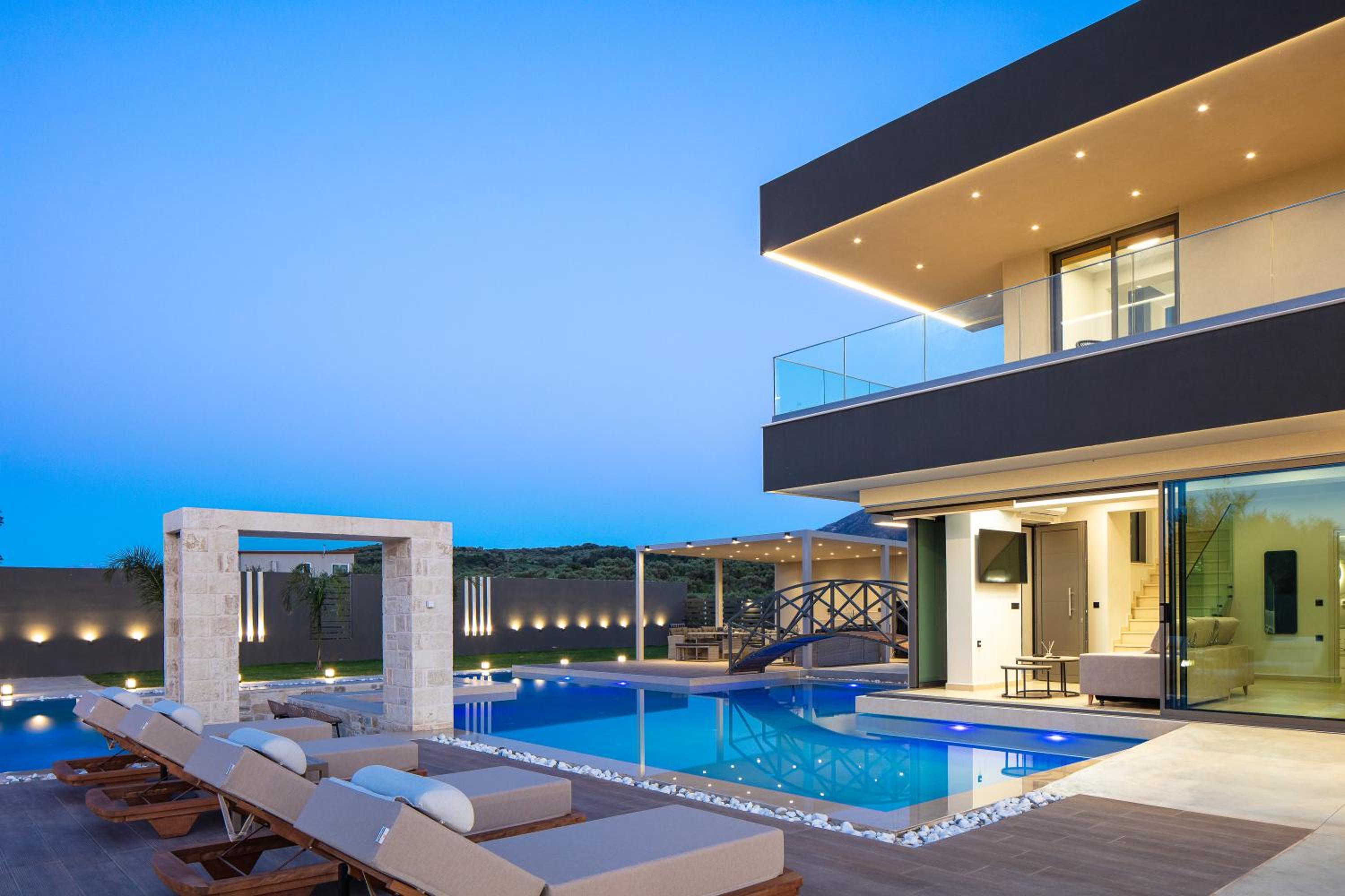 Elinor Villa - Nature Retreat amidst Mountains & Lake by etouri