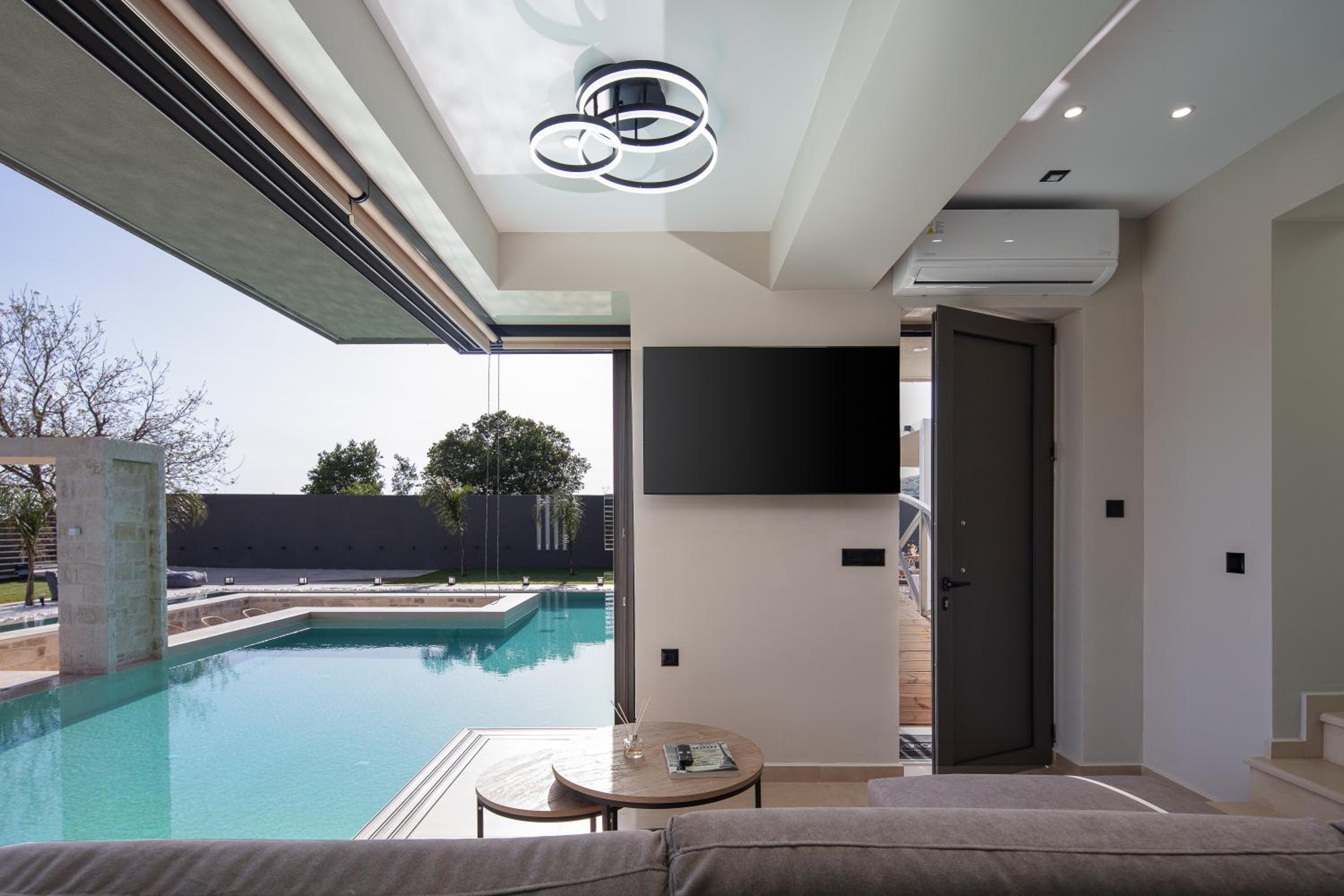 Elinor Villa - Nature Retreat amidst Mountains & Lake by etouri