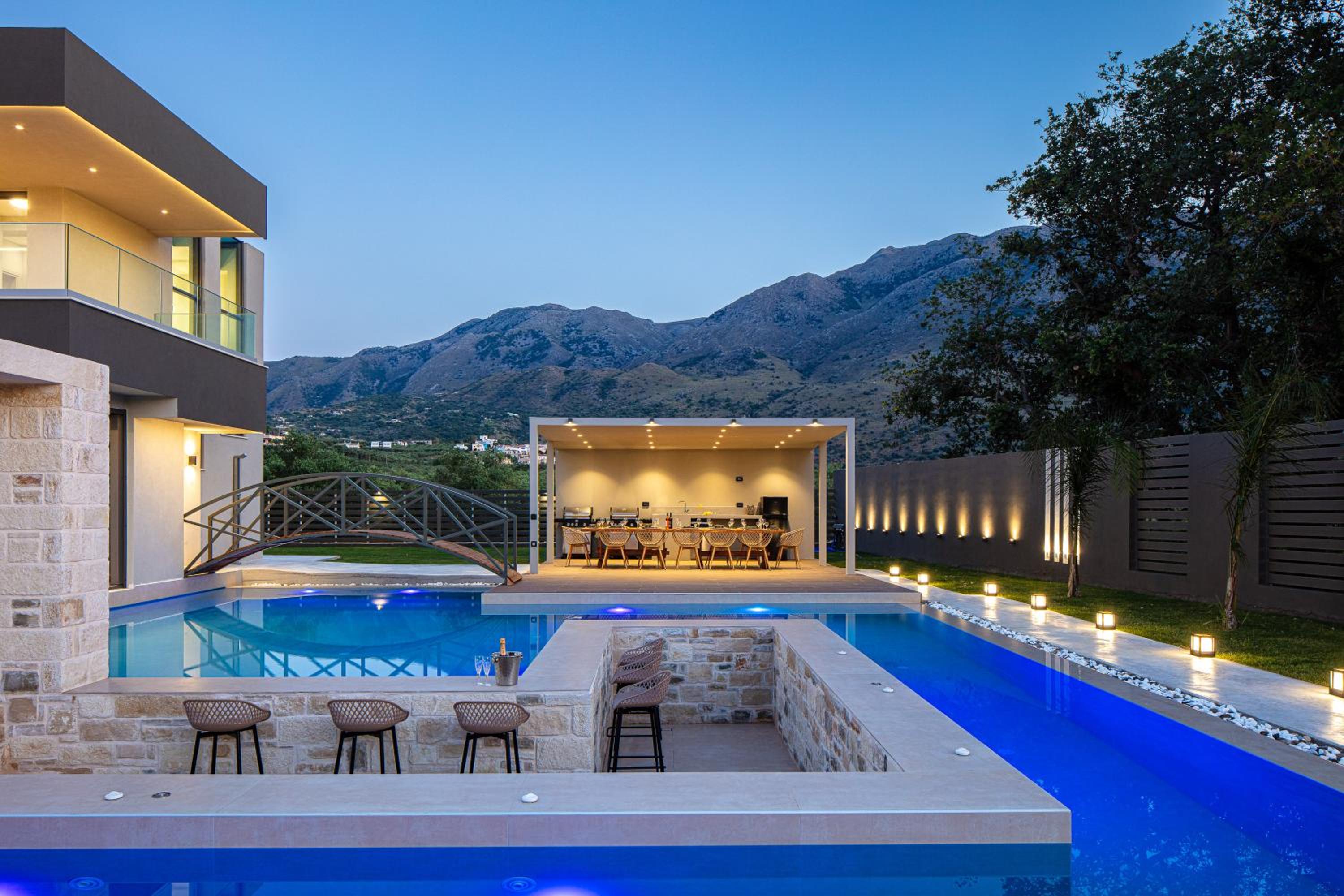 Elinor Villa - Nature Retreat amidst Mountains & Lake by etouri