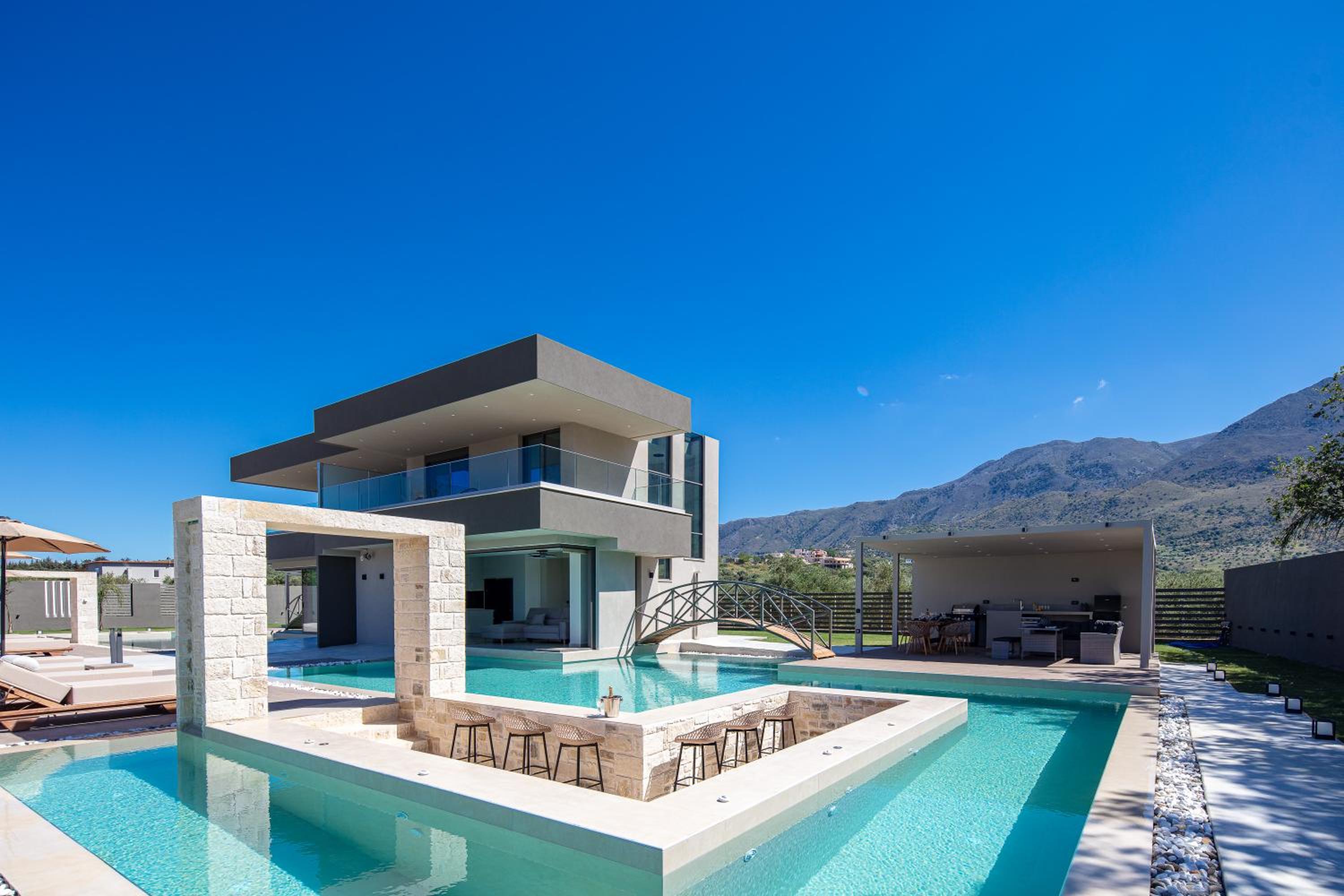 Elinor Villa - Nature Retreat amidst Mountains & Lake by etouri