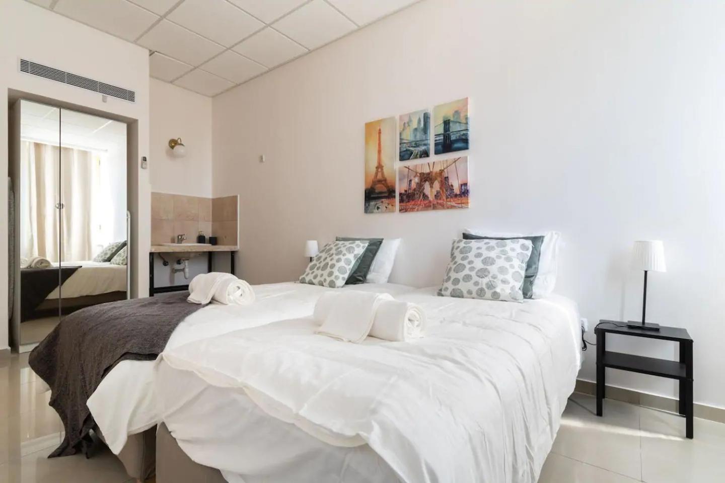 Photo 240